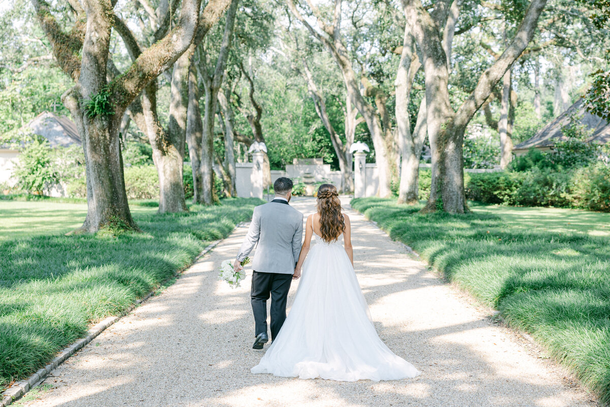 New_Orleans_LongVue_House_and_Gardens_anniversary_session_Alyse_and_Ben_Photography-2194