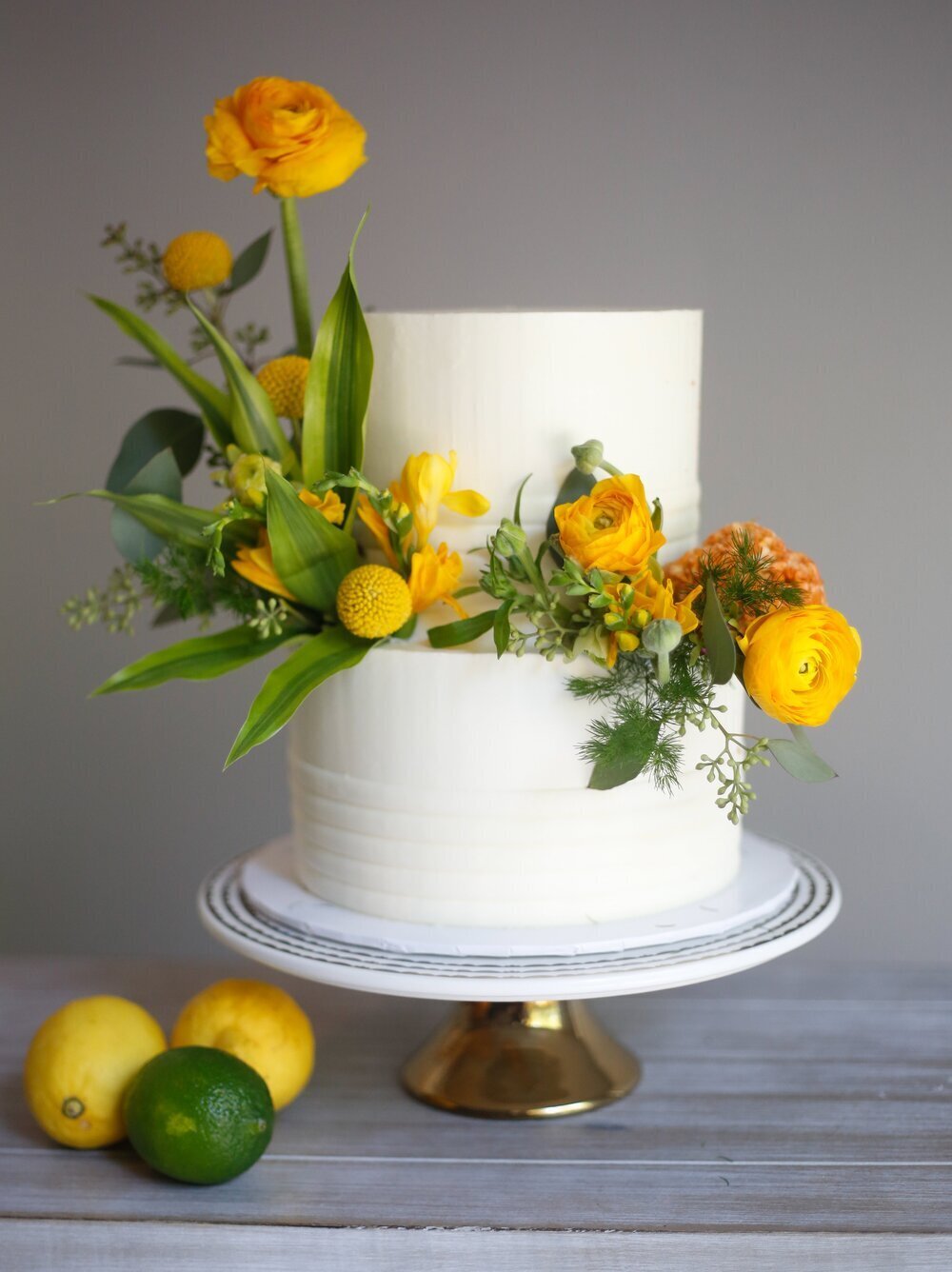 yellow-floral-wedding-cake