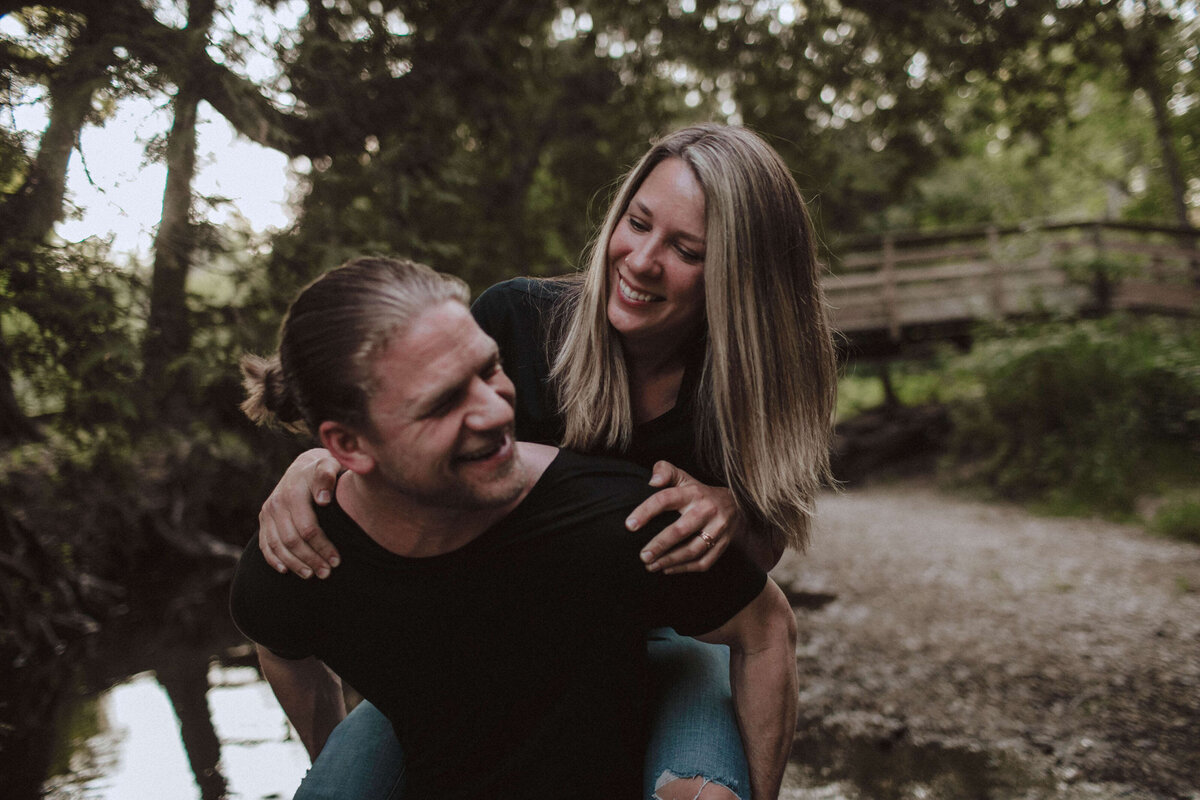 manitowoc-point-beach-state-park-engagement-nikki-n-photography-057