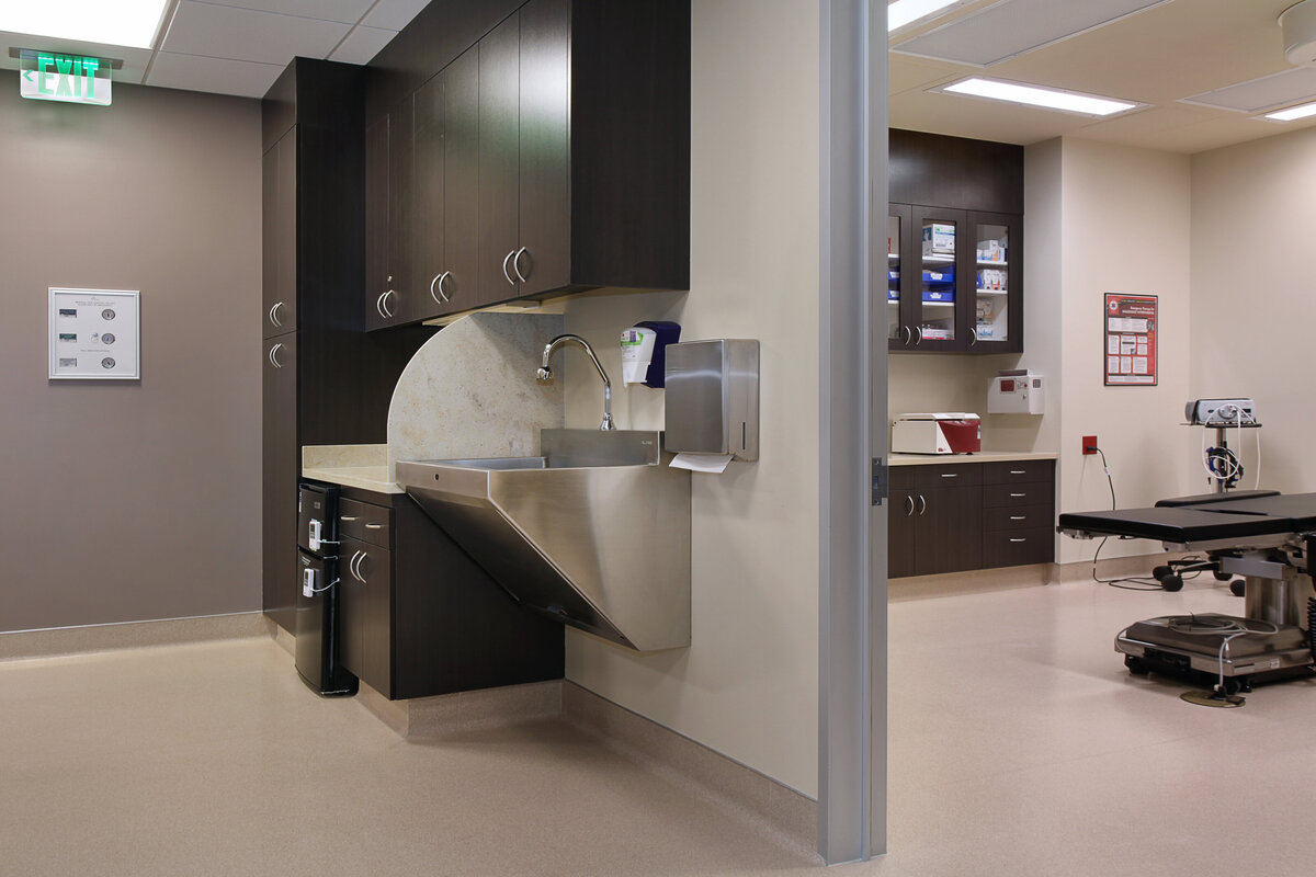 Plastic Surgery Office Design Medical Office Design Modern EnviroMed Design (13)