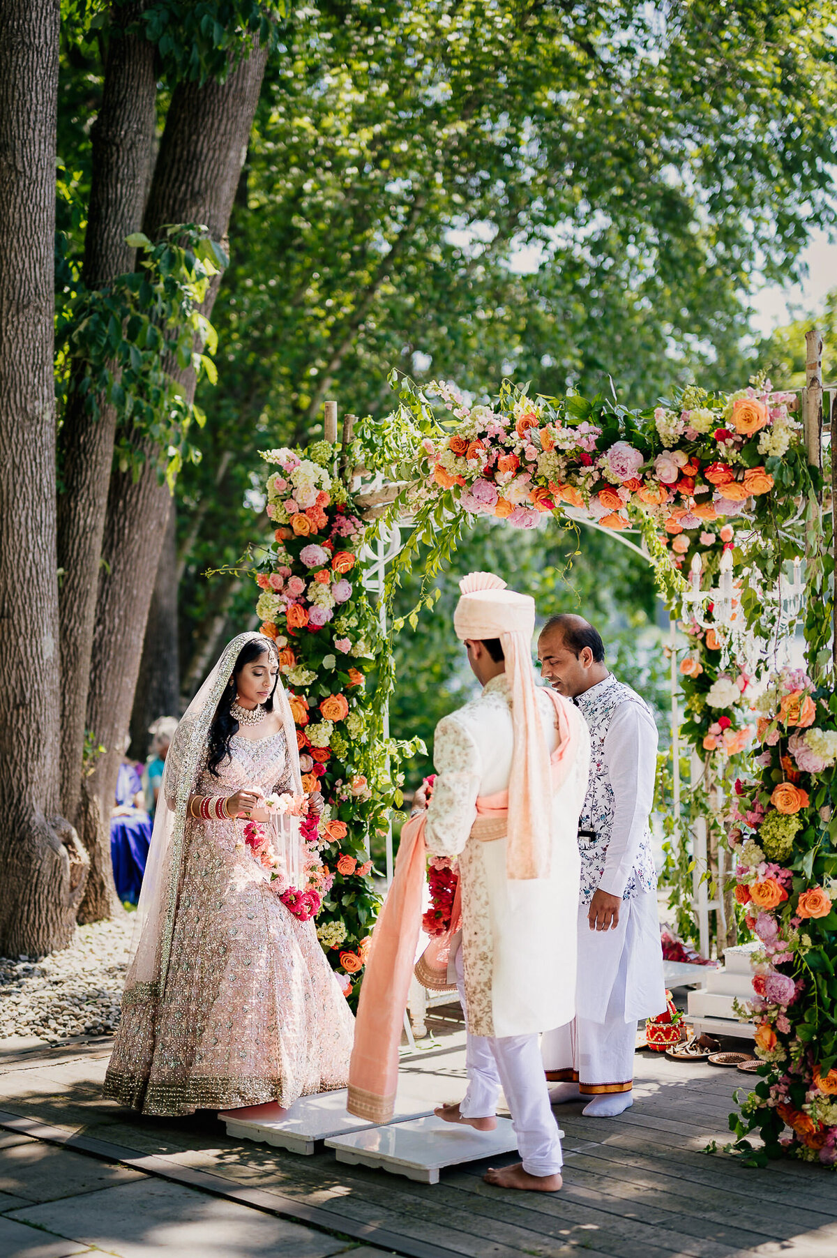 Capture the beauty of Hindu weddings in NJ & NYC with expert photography.
