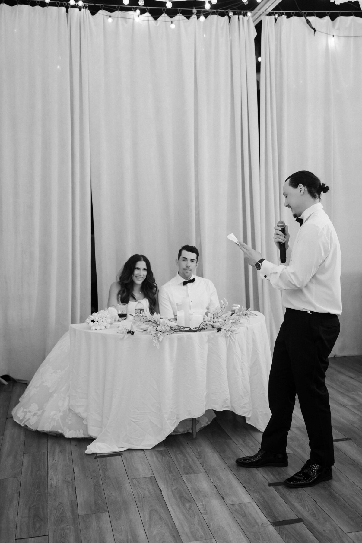 88riskyexposure_samantha-rydge_las-vegas-elopement-photography