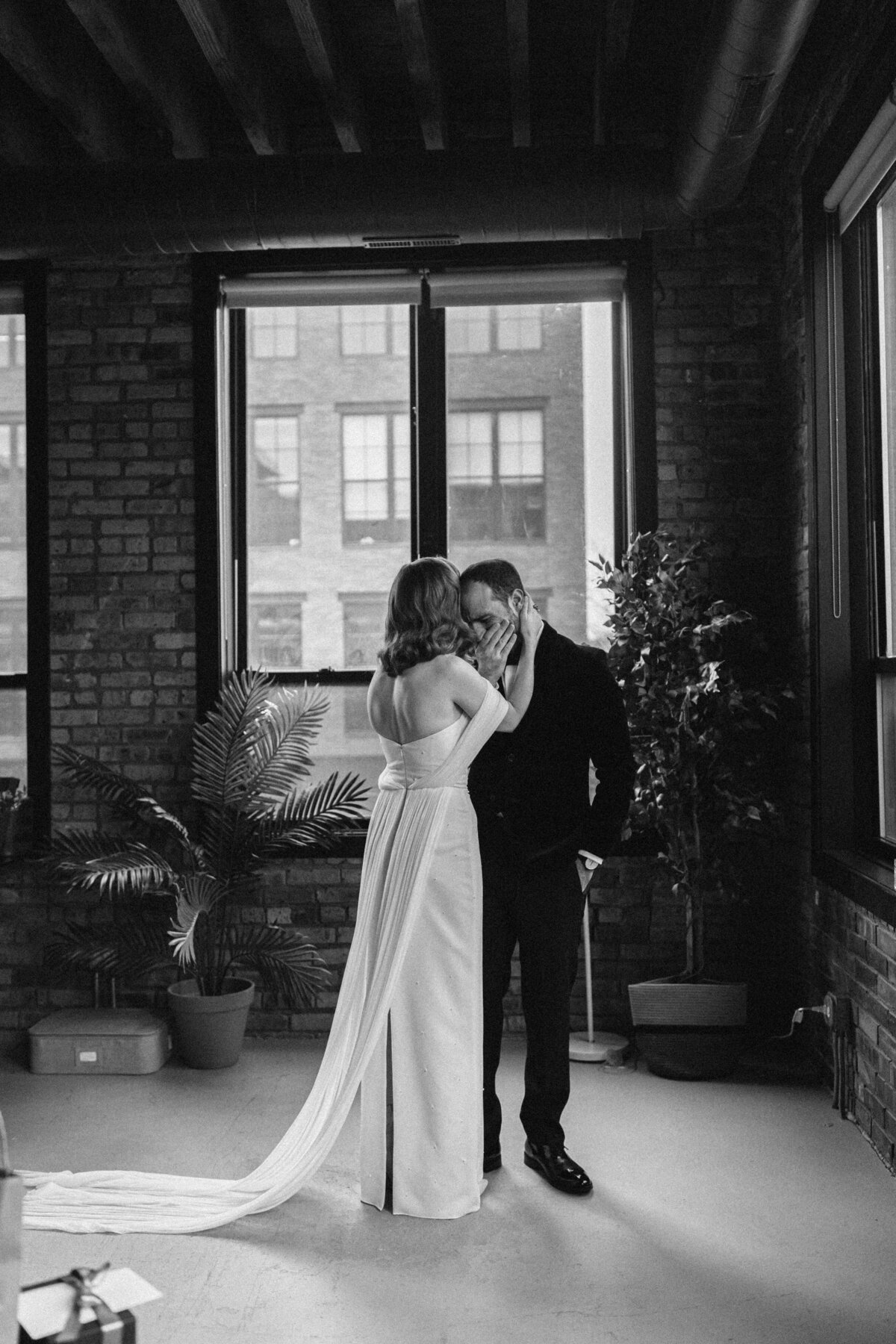 CHICAGO-WEDDING-PHOTOGRAPHY-BY-MEGAN-SAUL-PHOTOGRAPHY (23 of 56)
