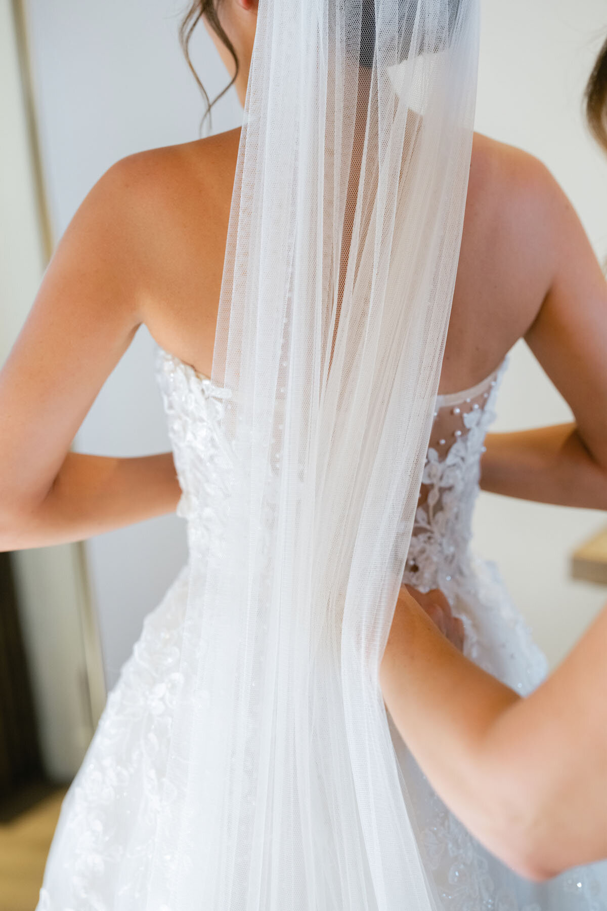 Phoenix Arizona wedding image at The Paseo outdoor venue