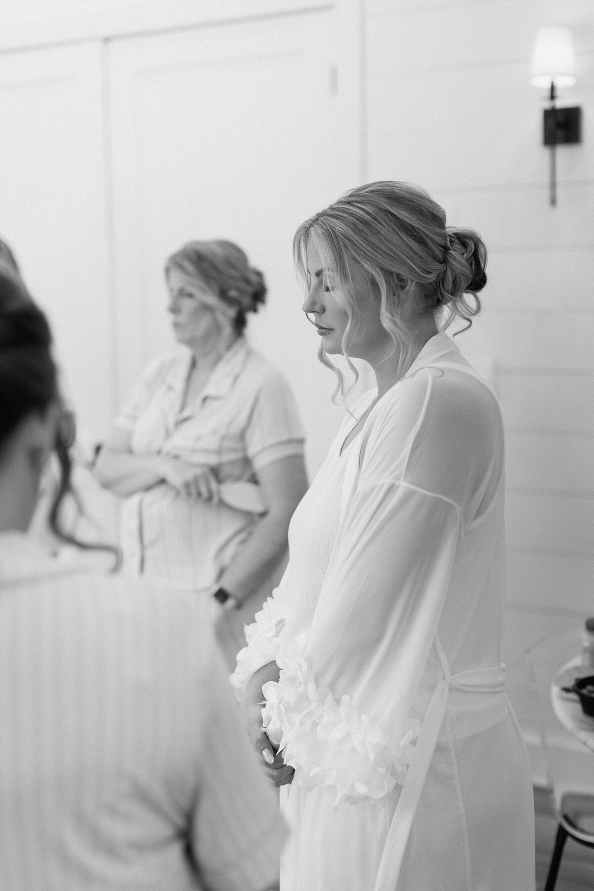 danielleandaaronsfarmhouseweddingkristinnicholephotography11