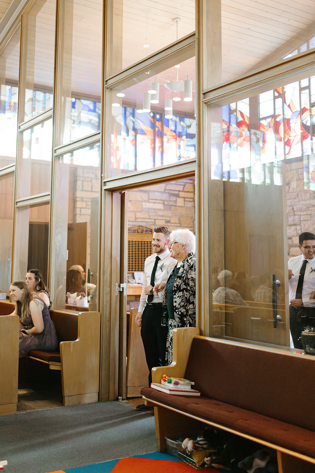 Rochester Covenant church summer wedding Rochester MN | Oduma photography -1-33