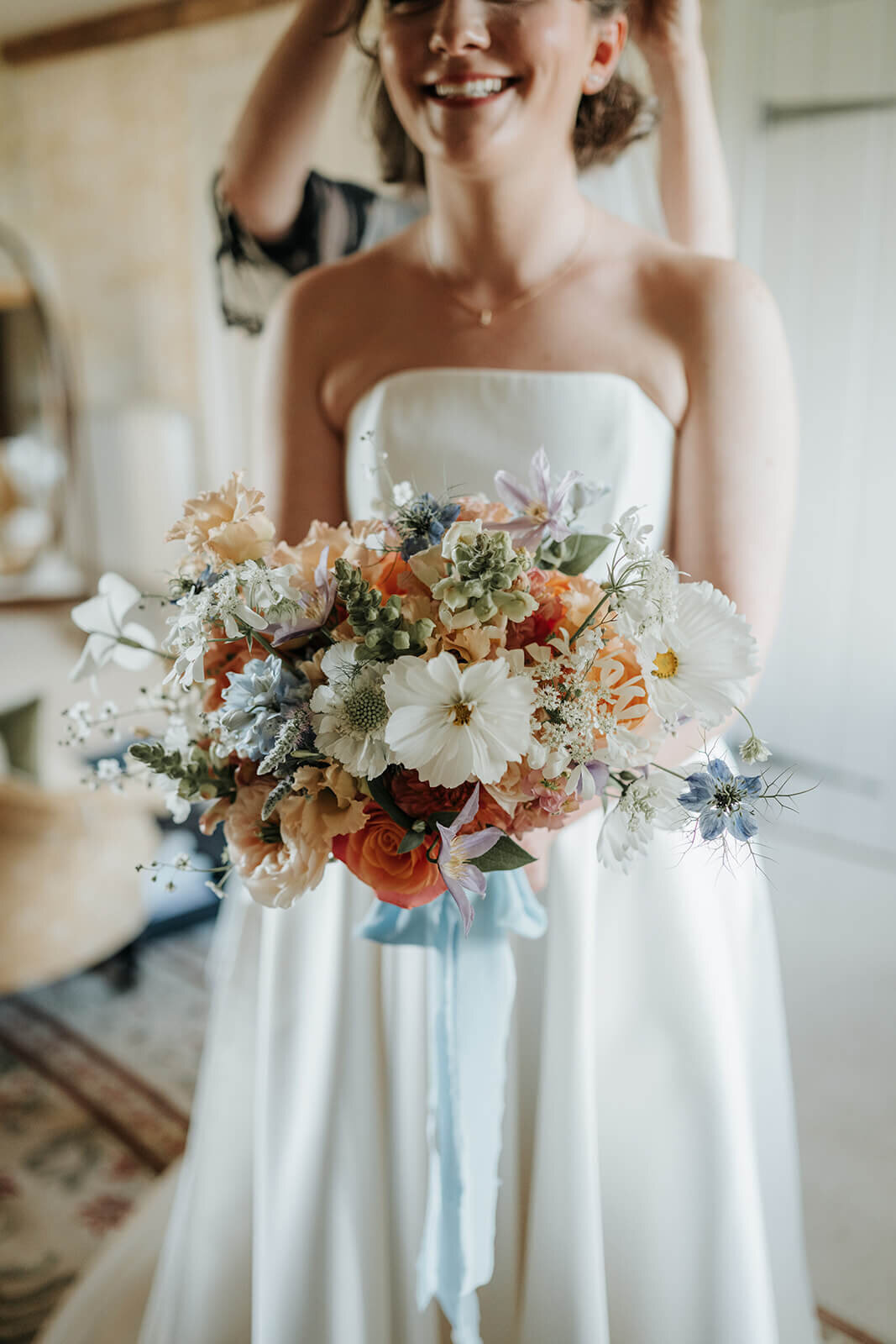 Issy-and-Bella-Floral-Design-Wedding-Florist-Herefordshire-Dewsall-Court-S-J5