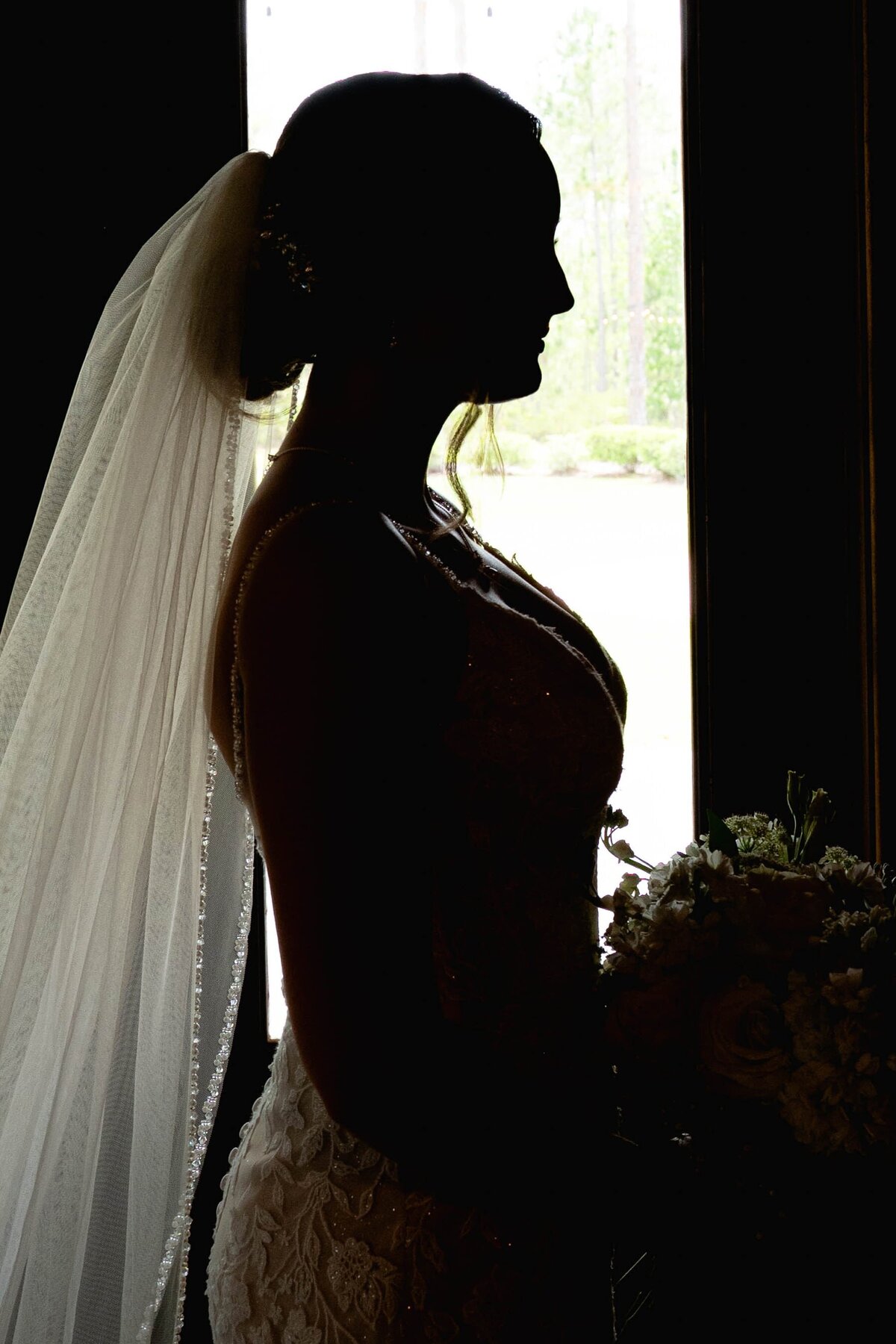 Orlando based Wedding and engagement photo studio
