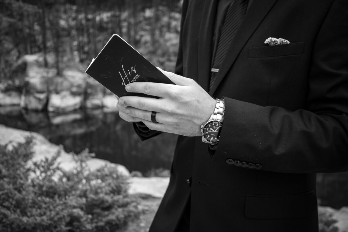 KMPhotography_T&CJasperElopement32