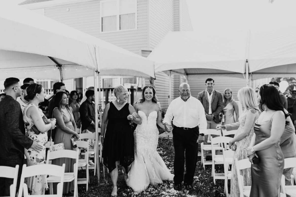 elegant-backyard-wedding-385