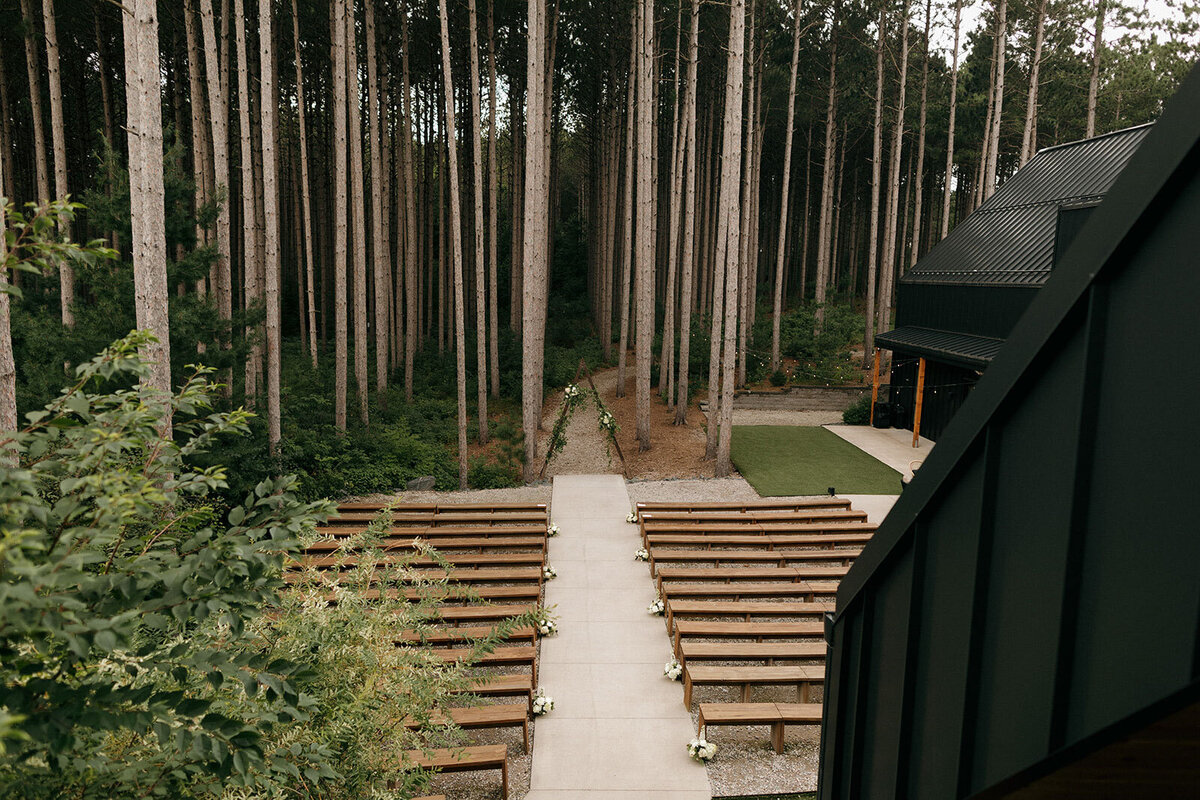 pinewood minnesota wedding photos by madison delaney photography_-45