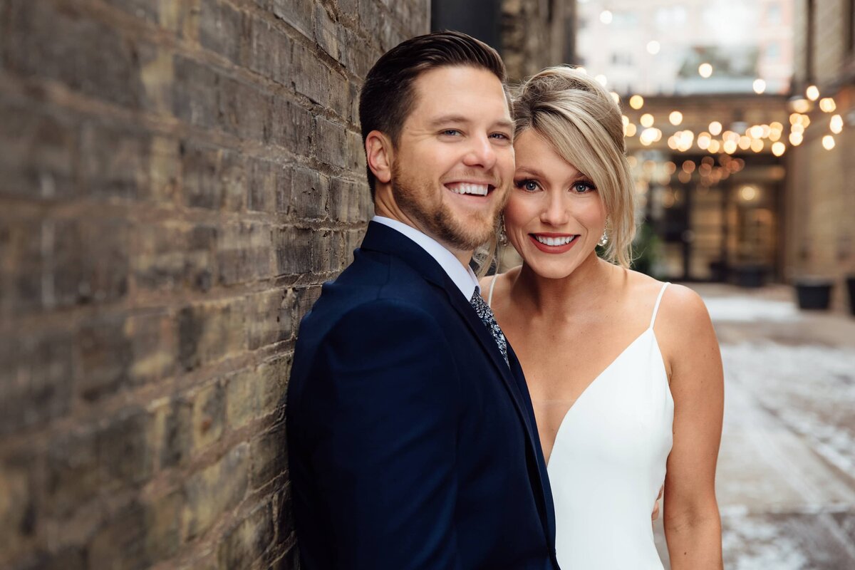Colorado-Wedding-Photographer-Mountain-Couple-Wildflower-Weddings-11