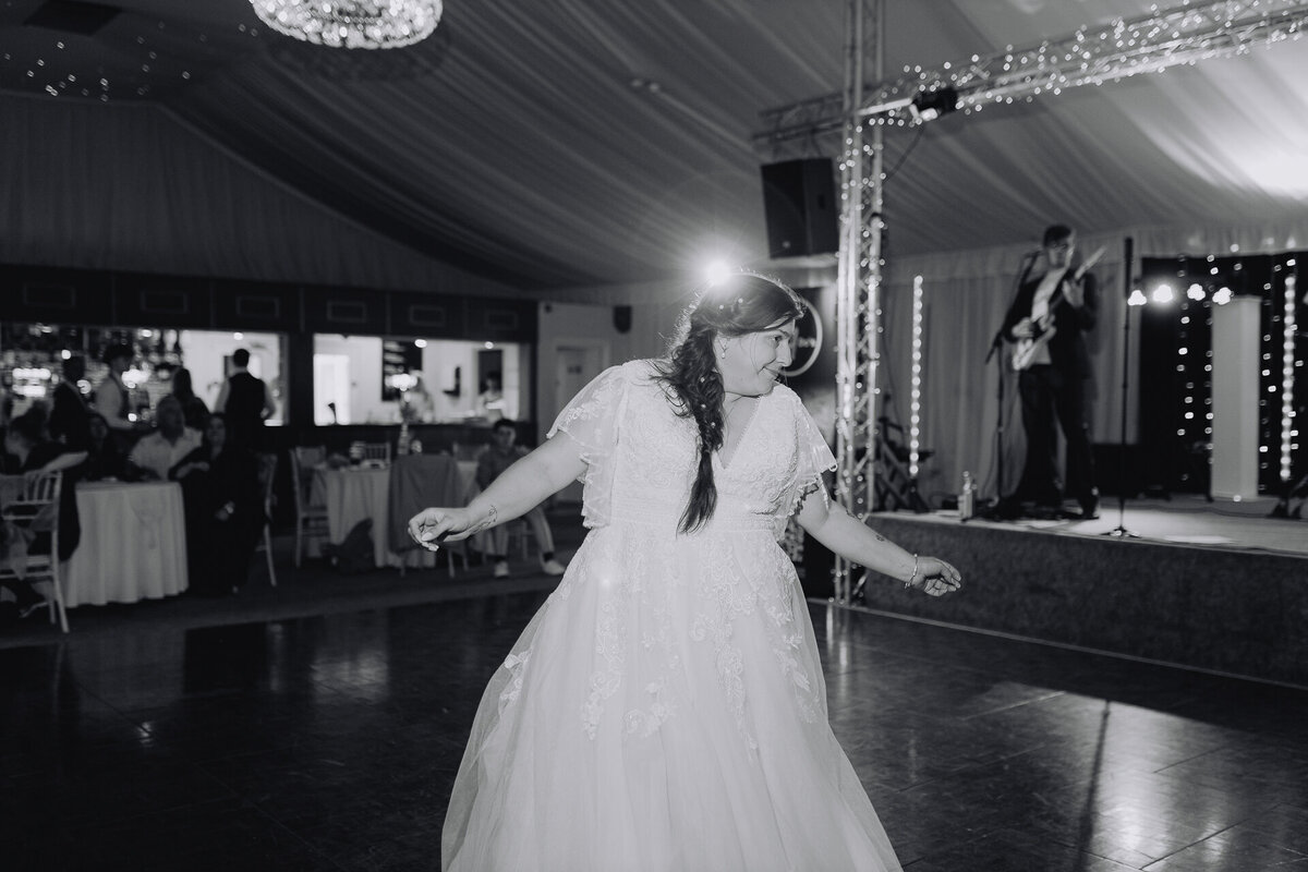 ApplewoodHallLGBTQWedding-56