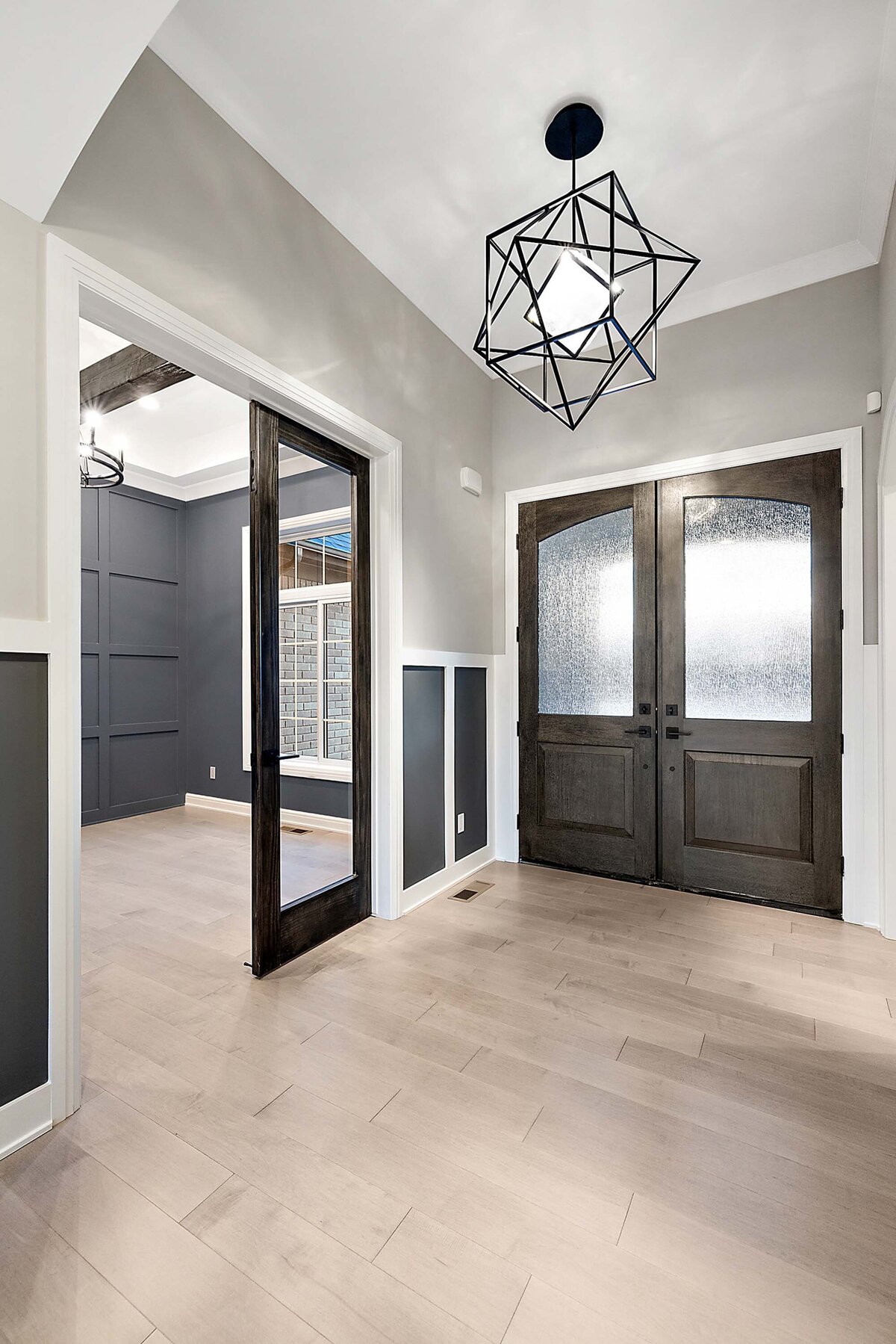 6655 Roseberry Interior-2