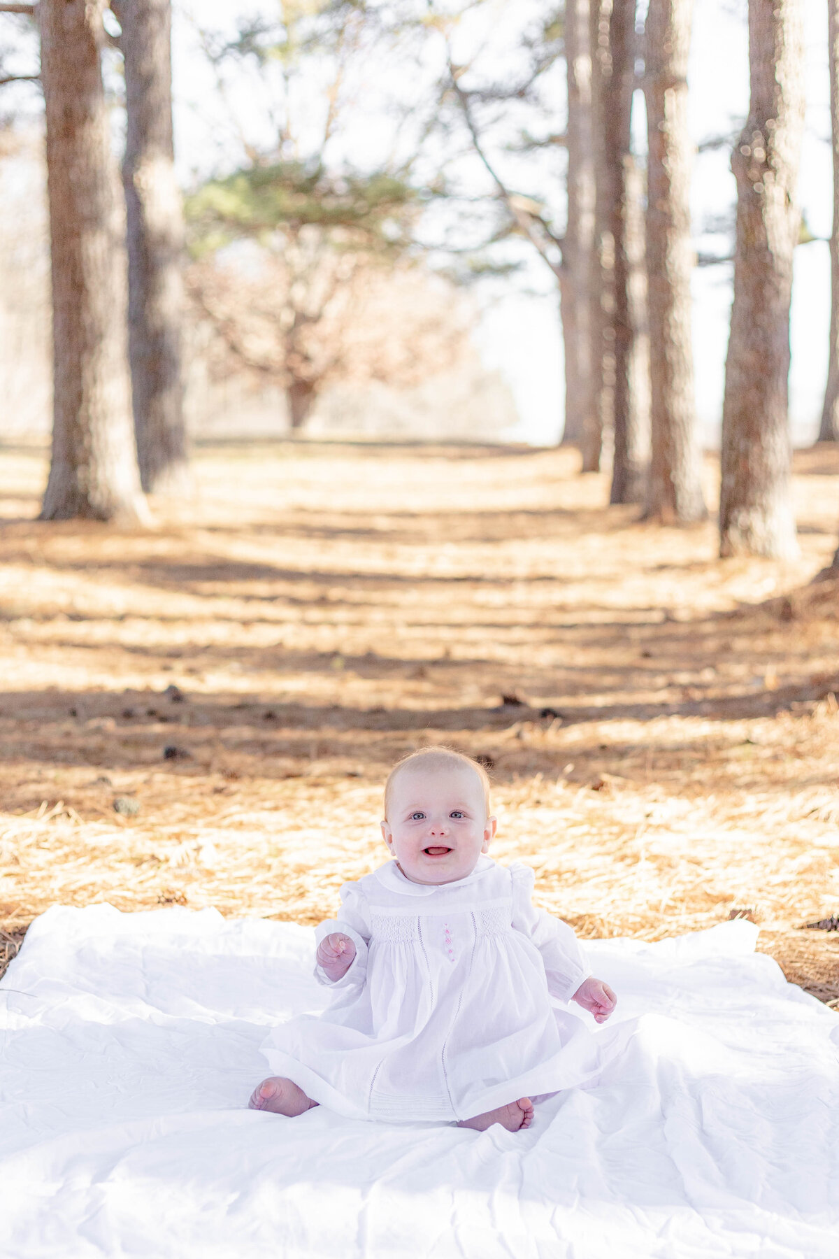 WinterFamilyPhotoSession2023-BabyLaney3