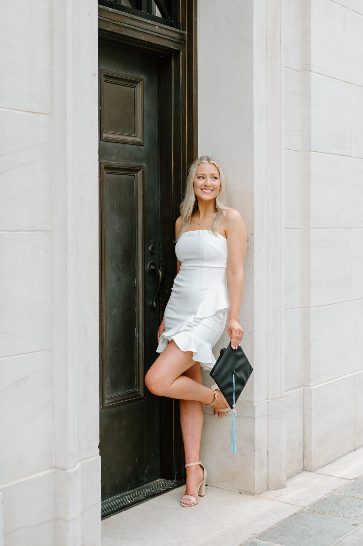 University of Alabama graduation portrait session