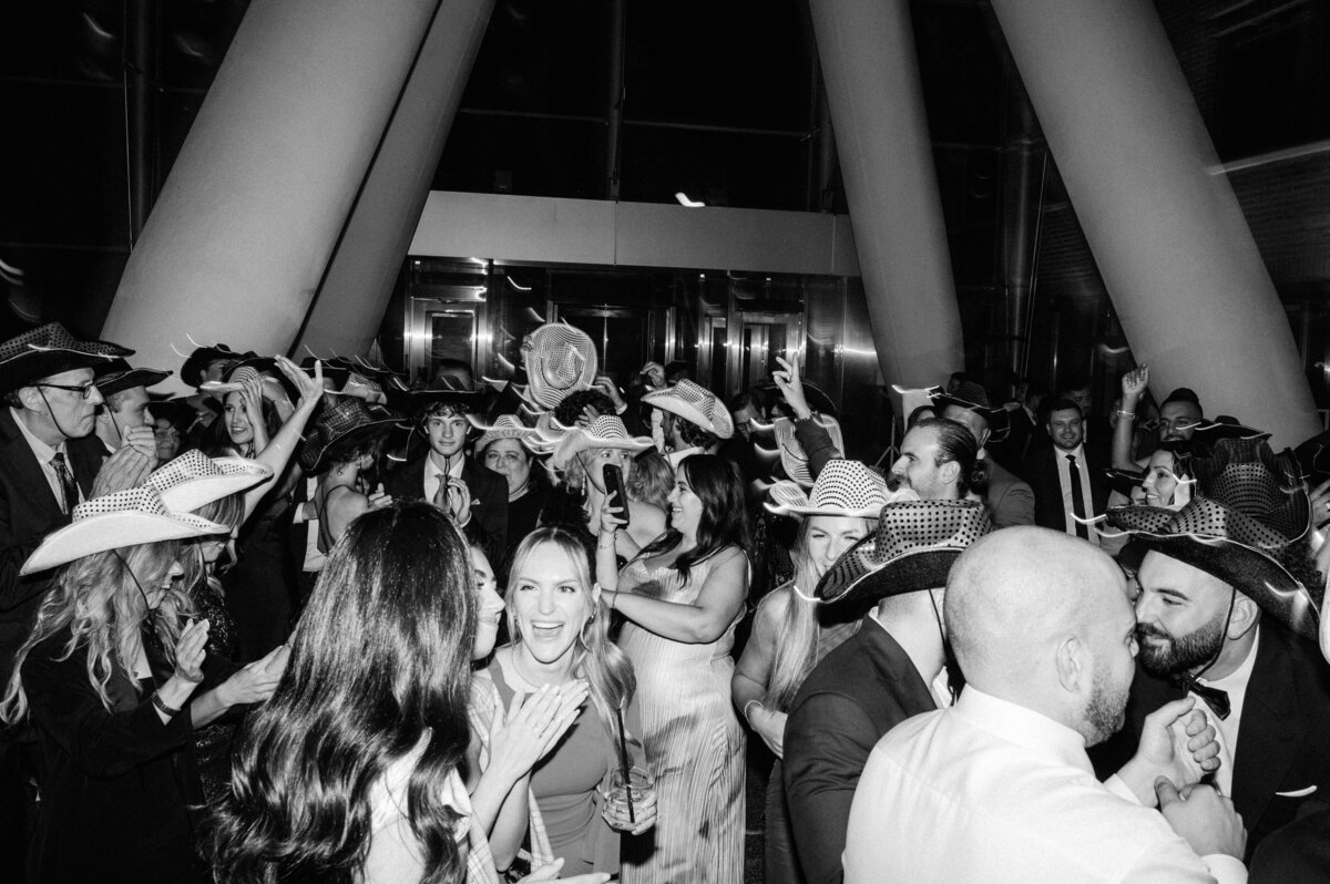 515-Ricardas-Restaurant-Toronto-Canada-Sabrina-Paolo-Wedding-50