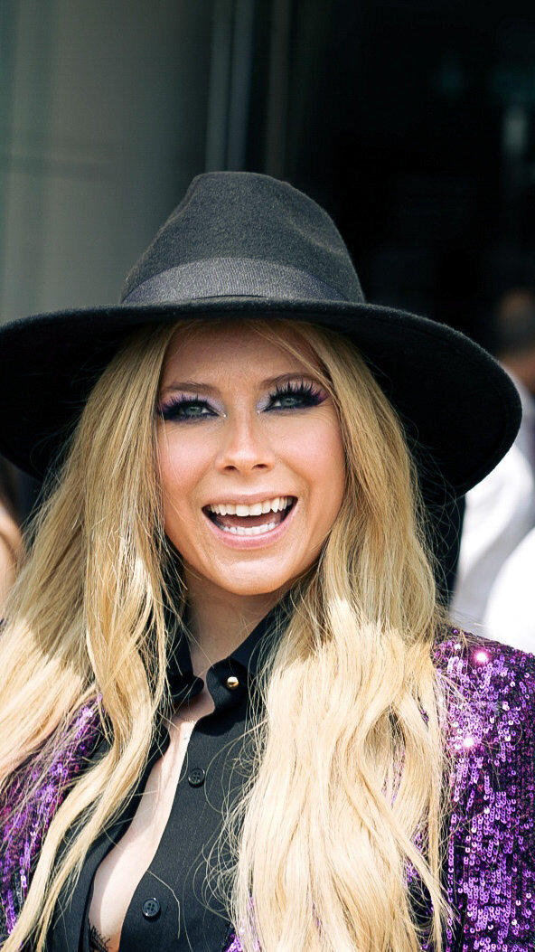 (m)©_norabstudios_2024__avril__2 3