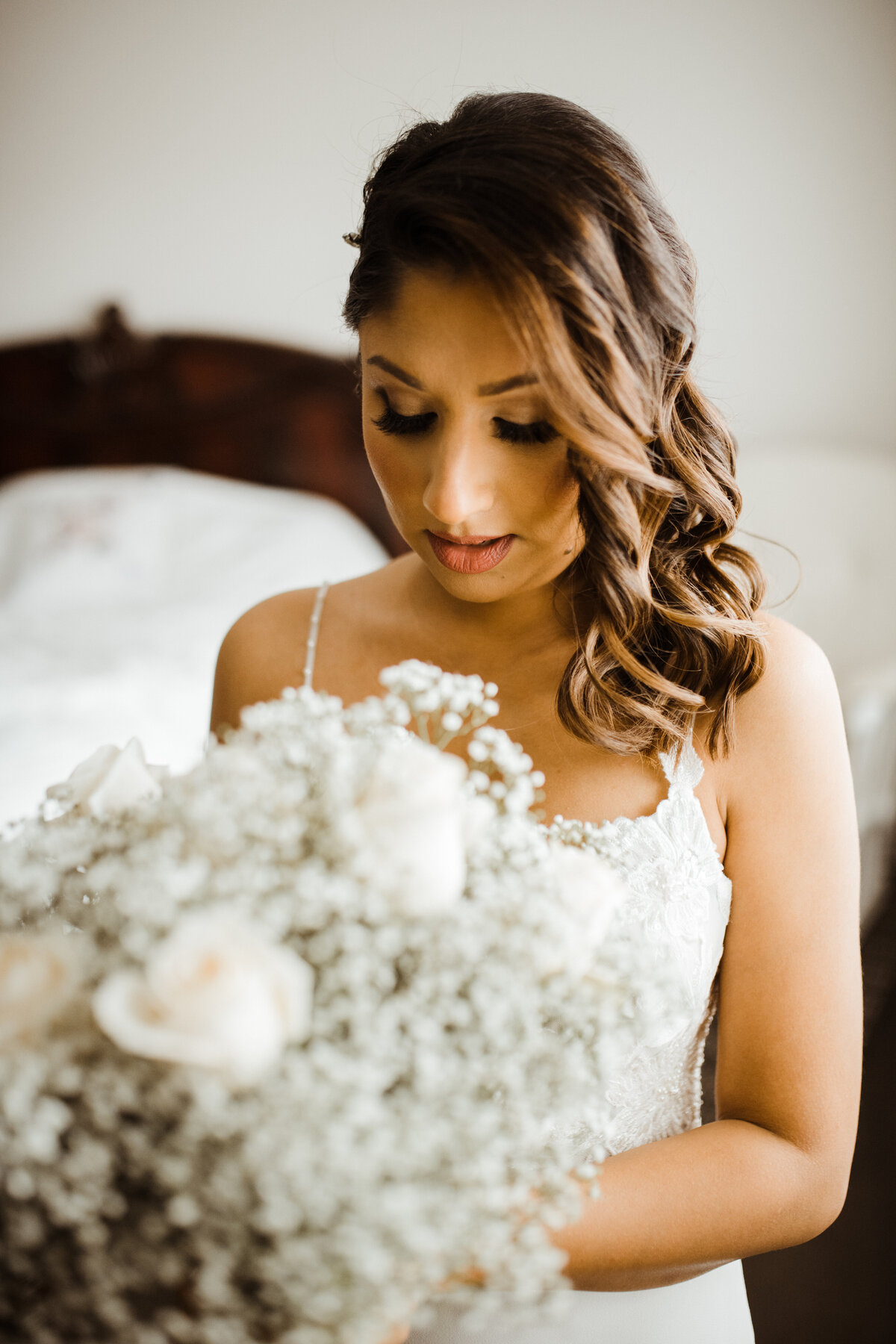 A-markham-home-covid-pandemic-diy-love-is-not-cancelled-wedding-photography-bride-getting-ready-31