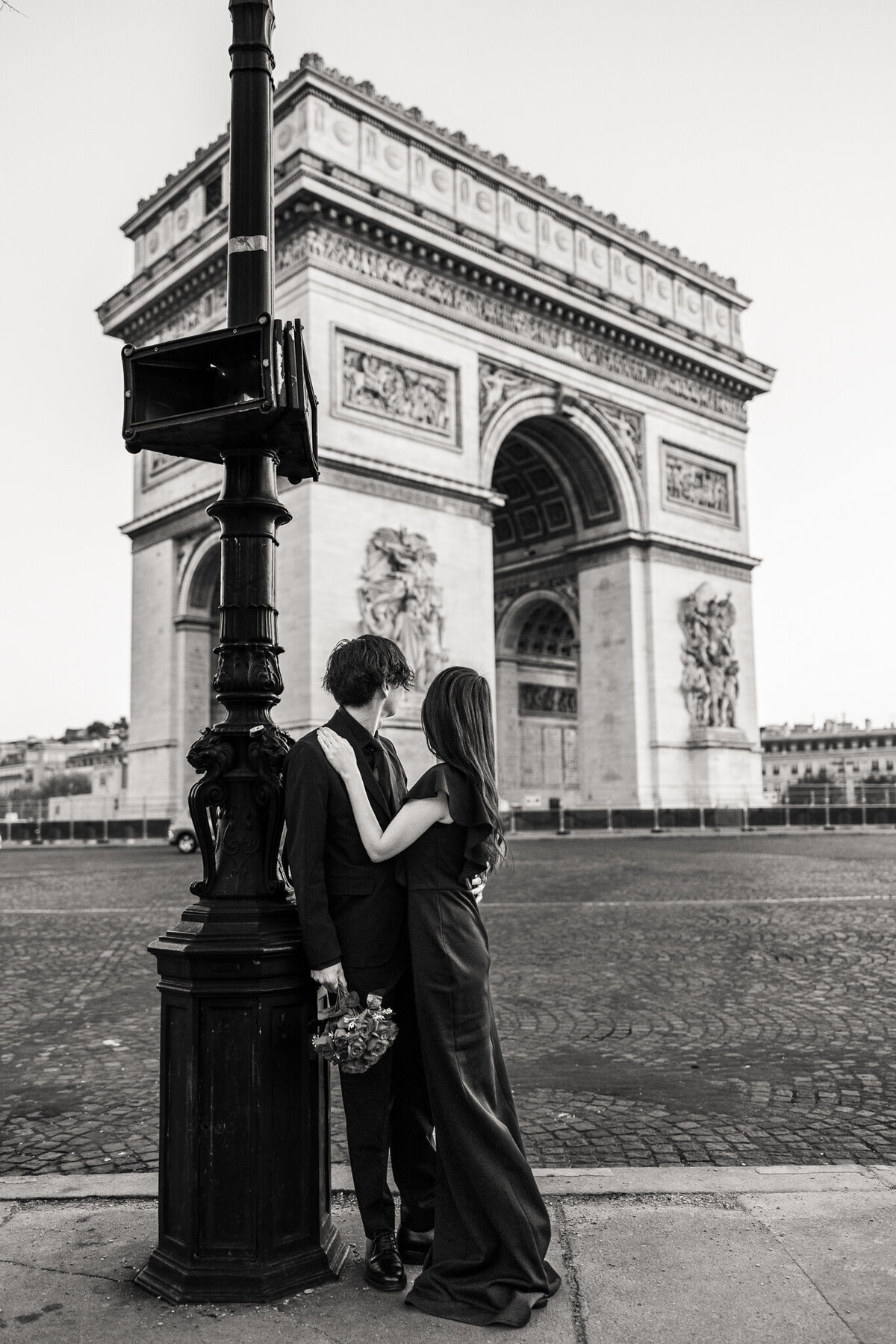 Paris_photowedding_Arc-de-Triomphe_38