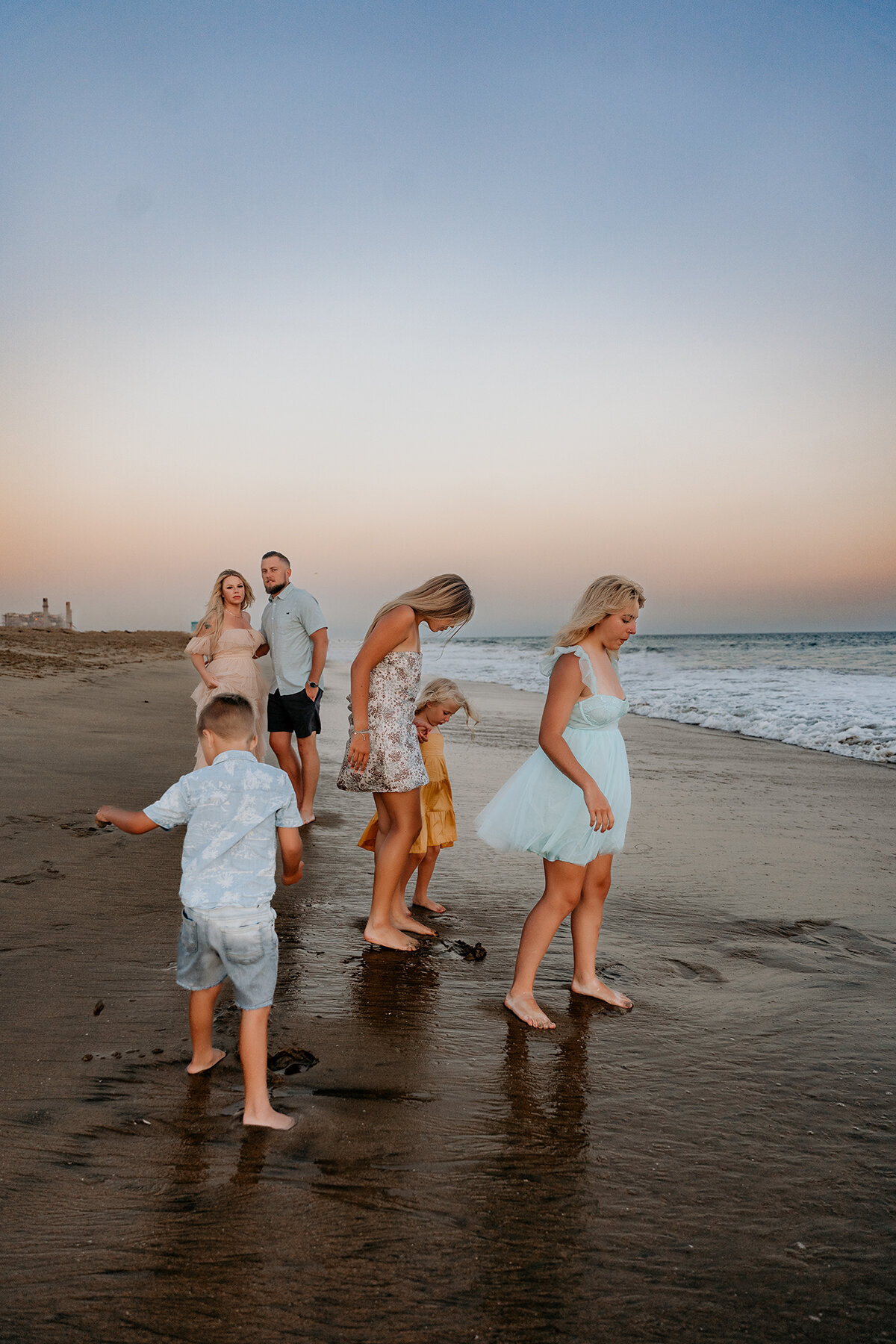 huntington-beach_family-photos_l03