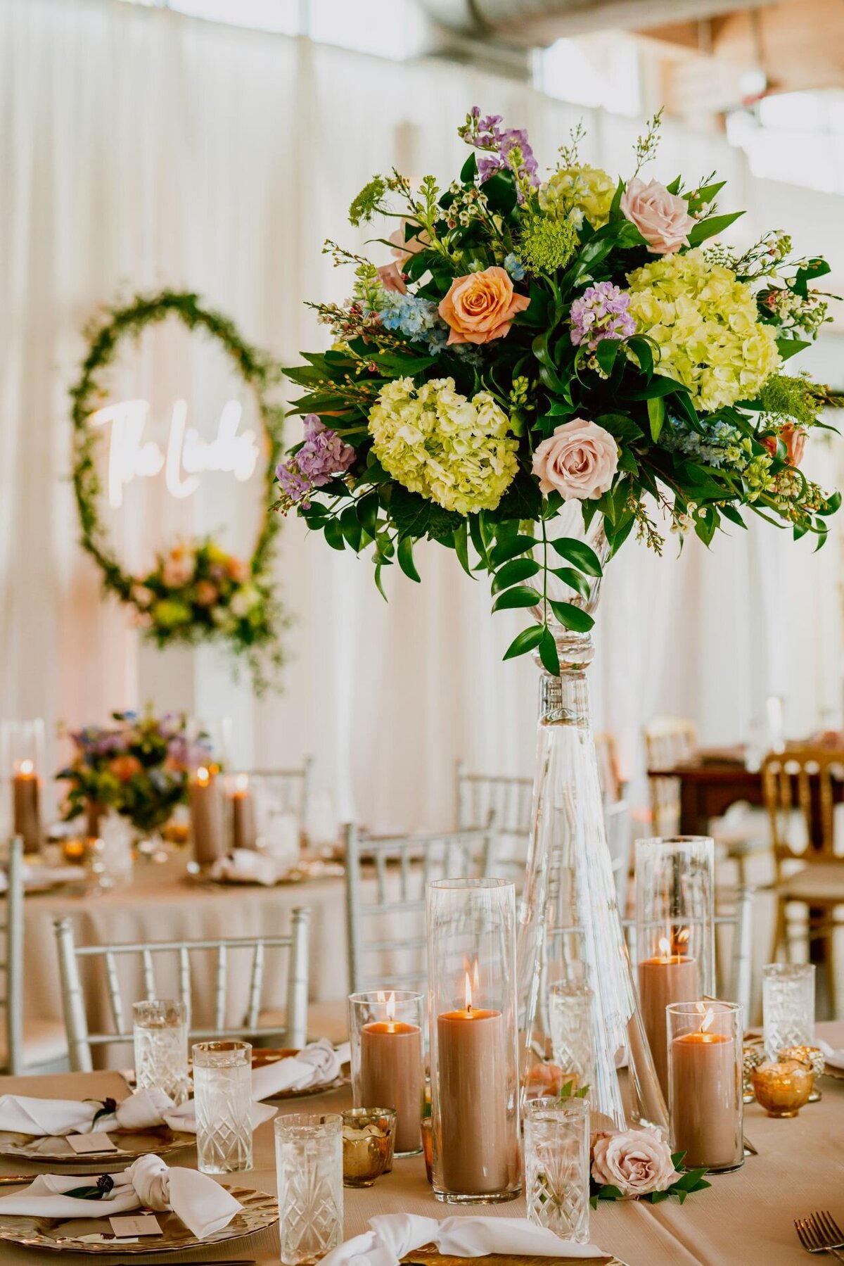 18 - Tampa River Center Wedding Centerpiece - Tampa Bay Wedding Planner