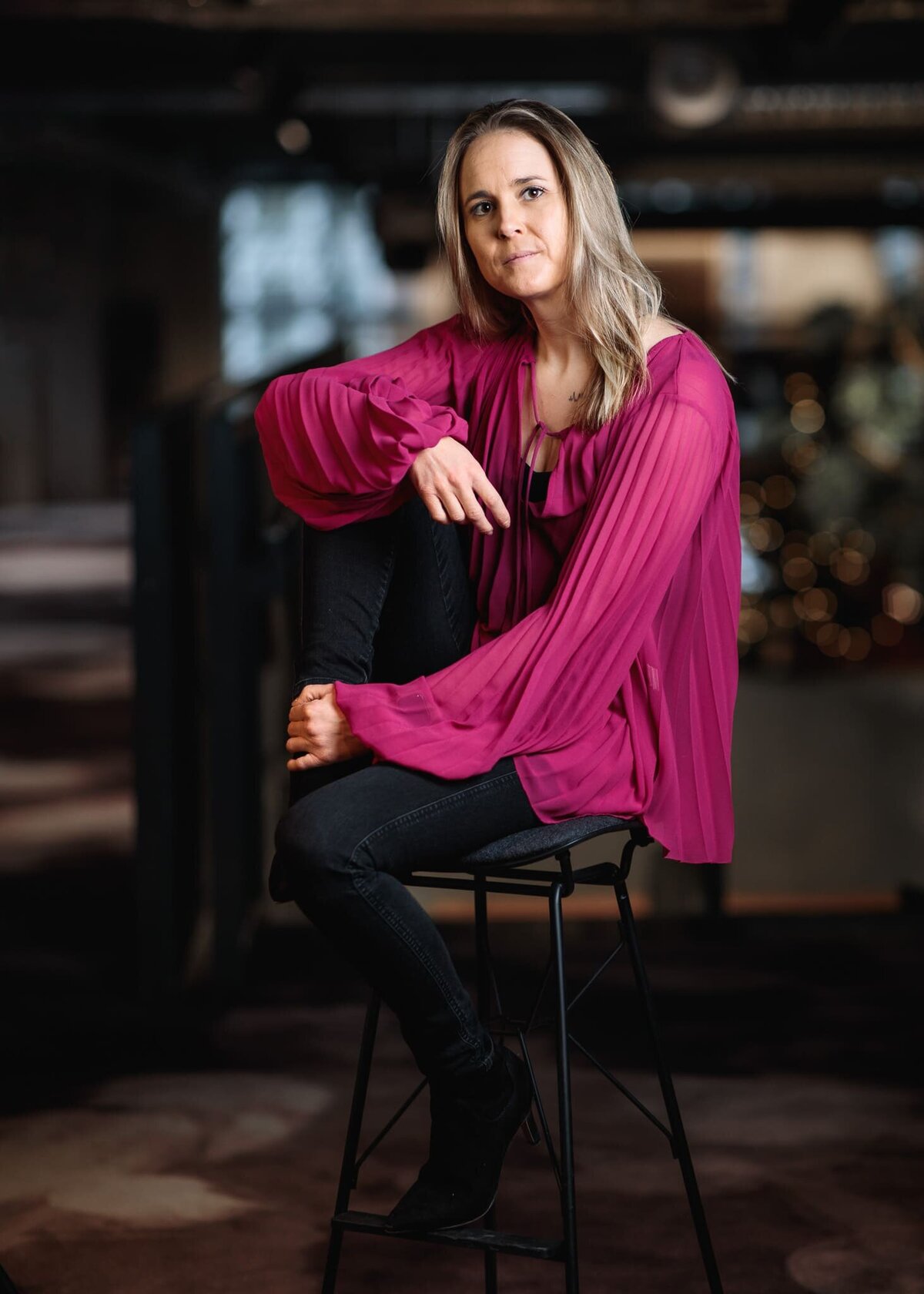 Johanna-Morepeople_3702(webb)