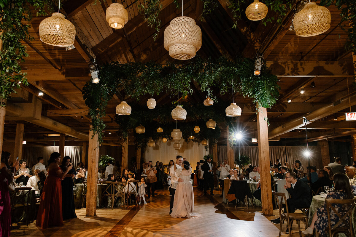 102923-Angelica&Dennis-Wedding-FirstLook-EmmaPetersenPhotography-238