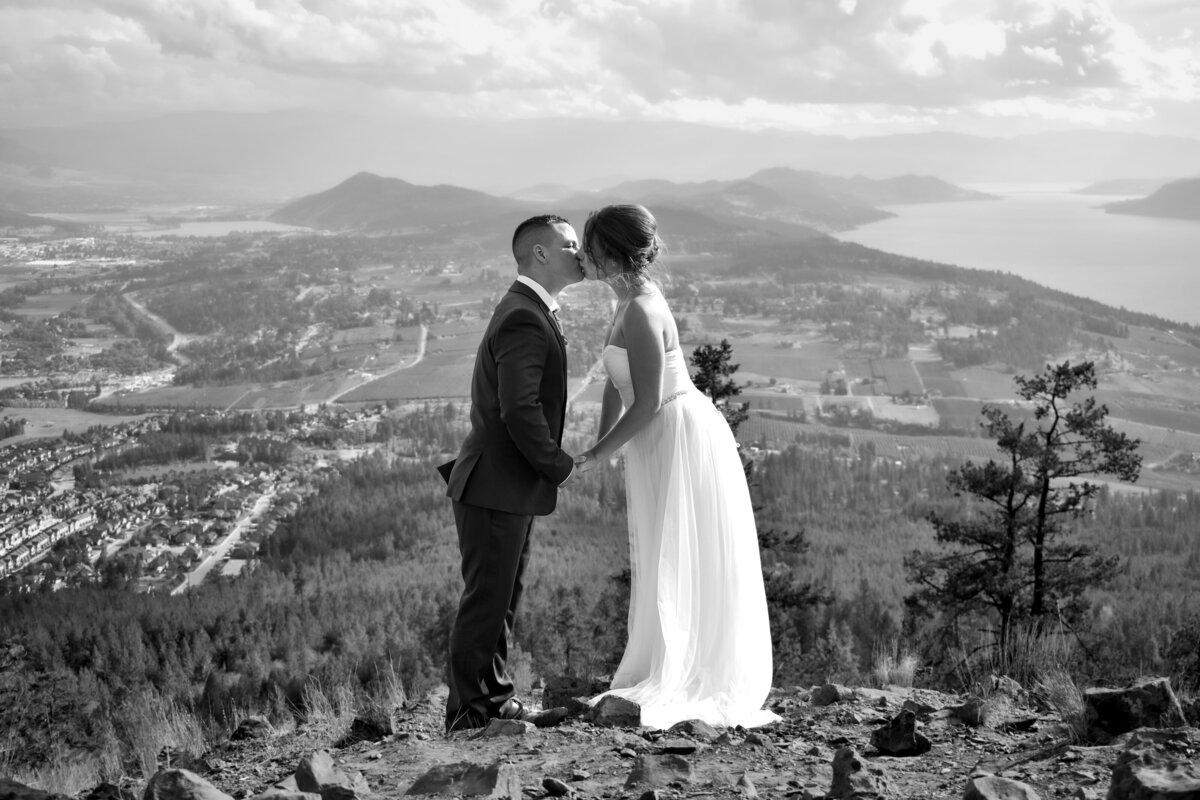 Kelowna wedding couple portrait by Up To You Photography