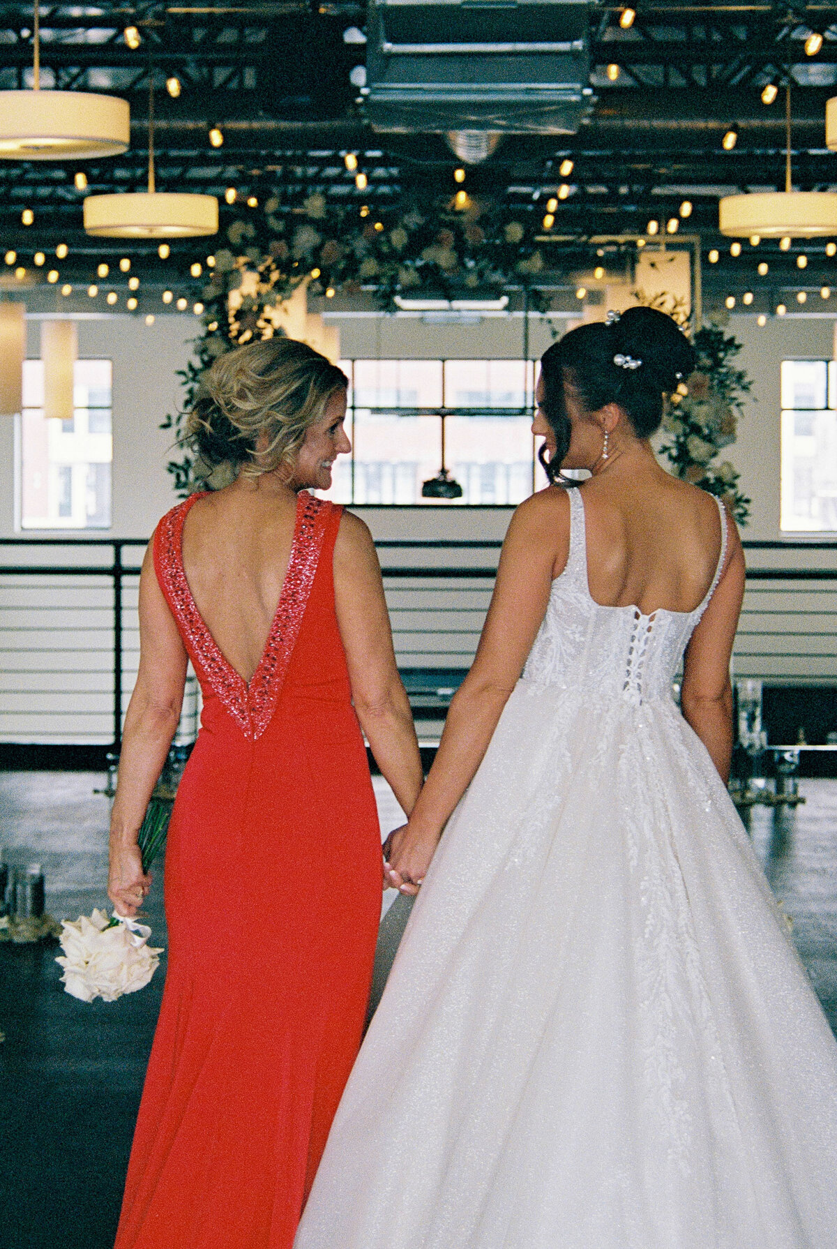 RitaandGabe-WeddingEngagmentPhotos-Iowa-16