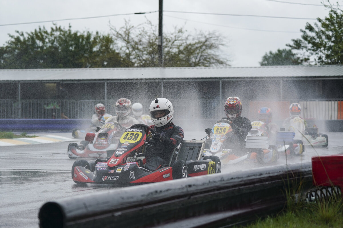 racing  wet