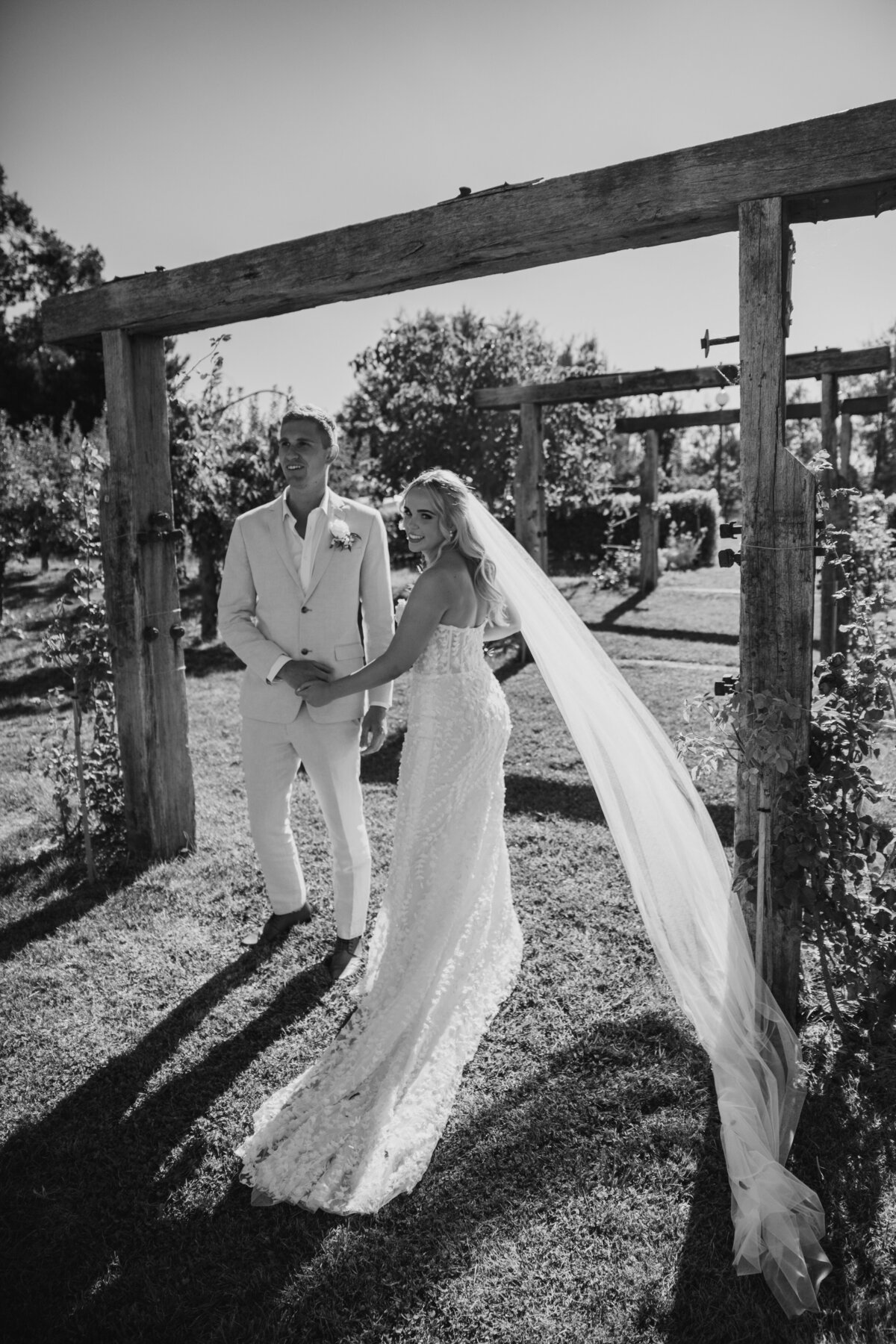 WEDDING ORANGE FULLER BORRODELL38