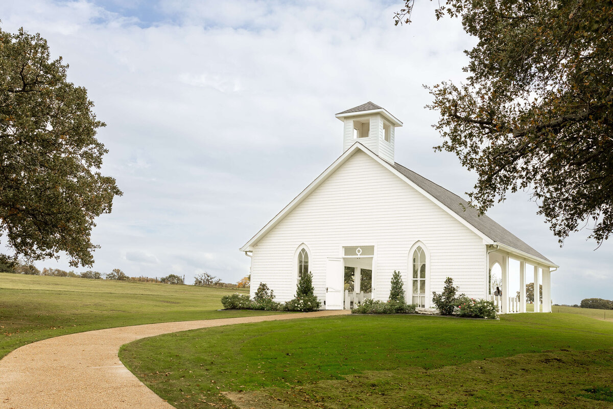 Chandelier Farms-Terrell-Texas-Wedding-Photography10