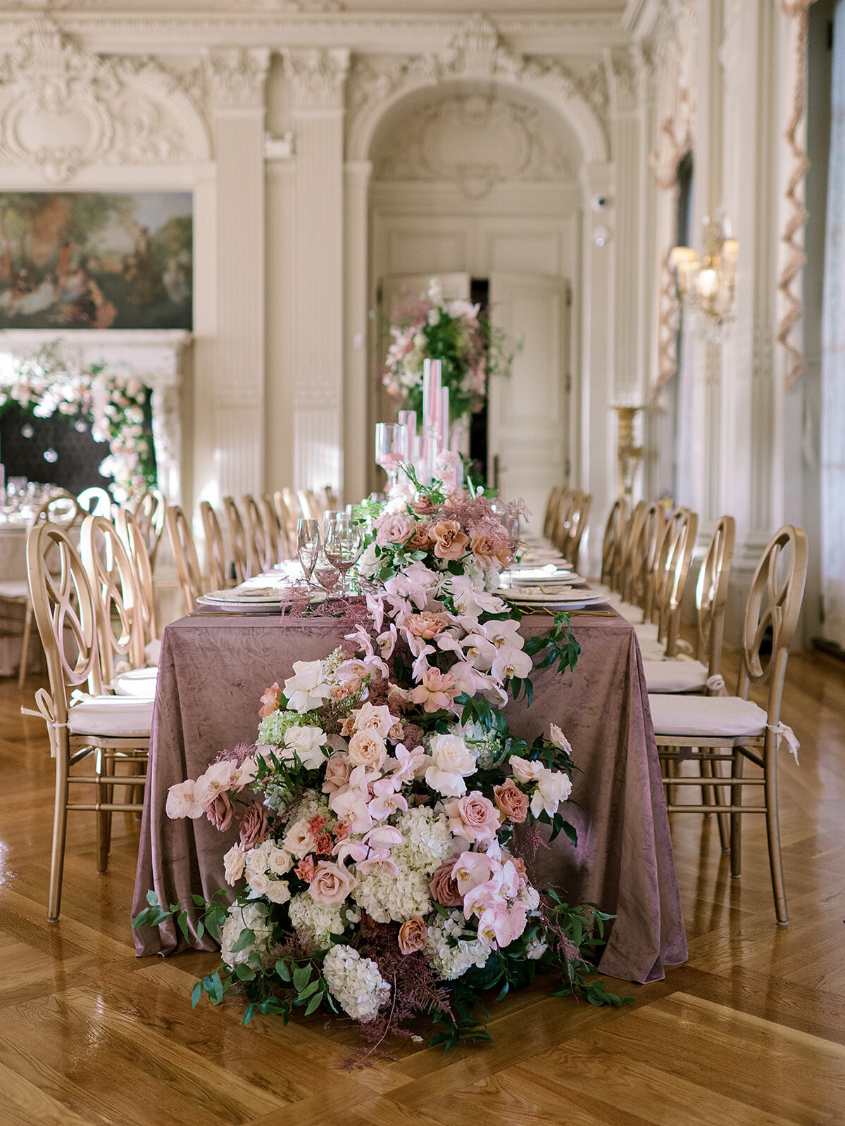 Kate_Murtaugh_Events_wedding_planner_reception_floral_garland