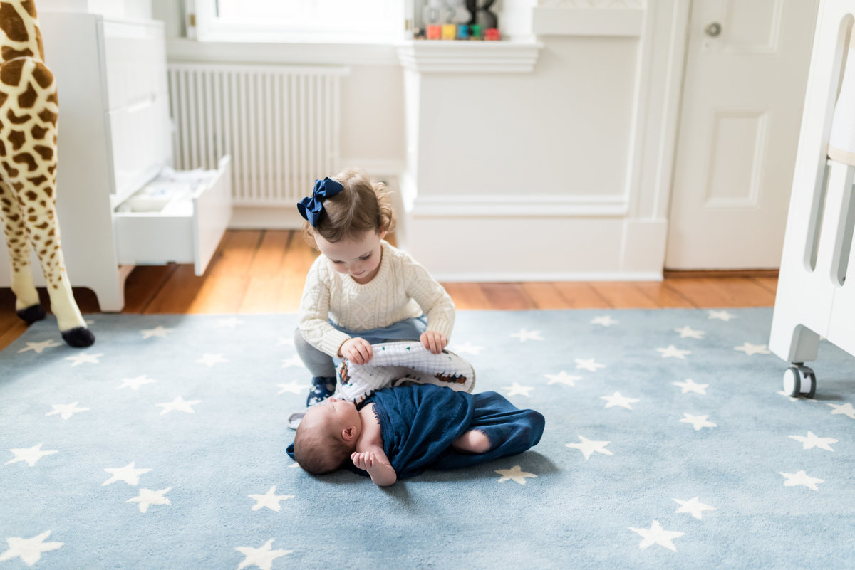 Boston-Newborn-Photographer-Bella-Wang-Photography-lifestyle-at-home-session-120