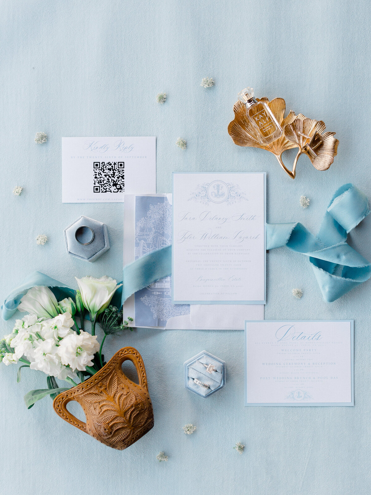 wedding-invitation-suite-flatlay-navy-blue-details-destination-wedding.jpg
