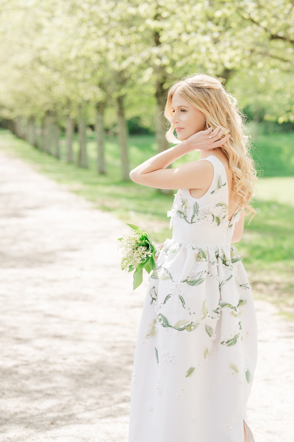 Engagement-shoot-picnic-in-France-2-16