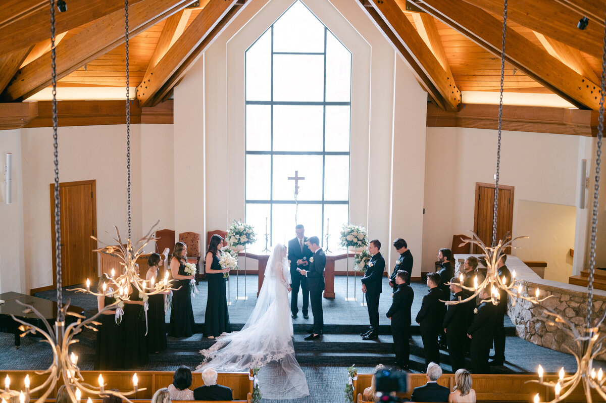 beaver-creek-chapel-wedding-gabriela-mata-vail-wedding-photographer-120