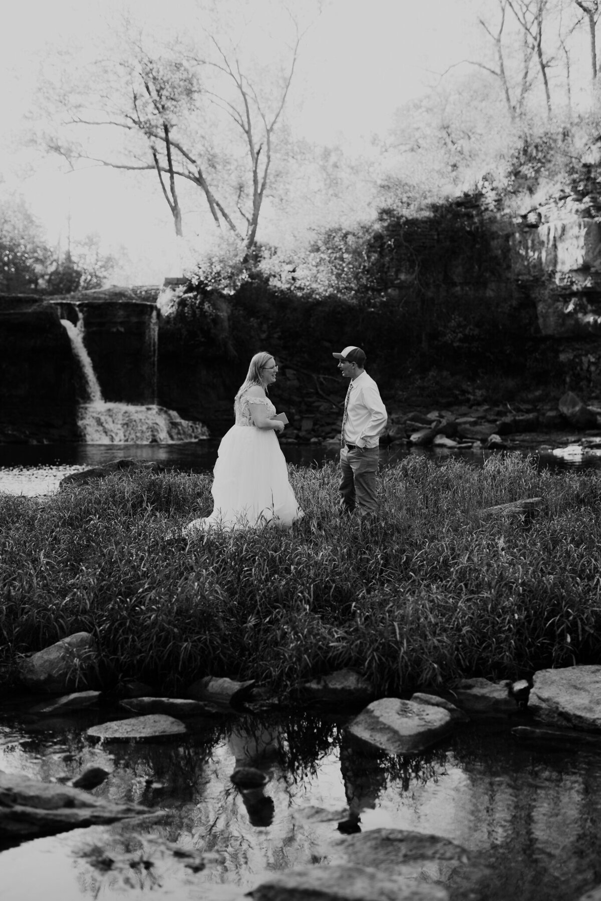 Cataract-Falls-Elopement-Indiana-100624-SparrowSongCollective-BW-21