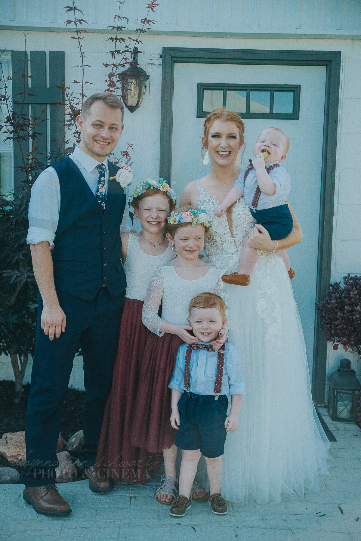 family formals _ alaynna ann schwartz _ harpors vinyard _ iowa photographer _ playlife photography_0201
