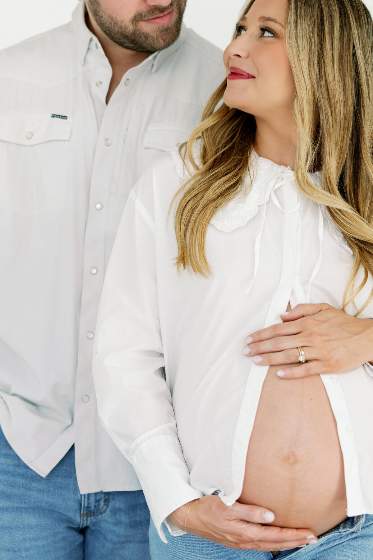 BriNuttMaternityPhotos_2025_0037