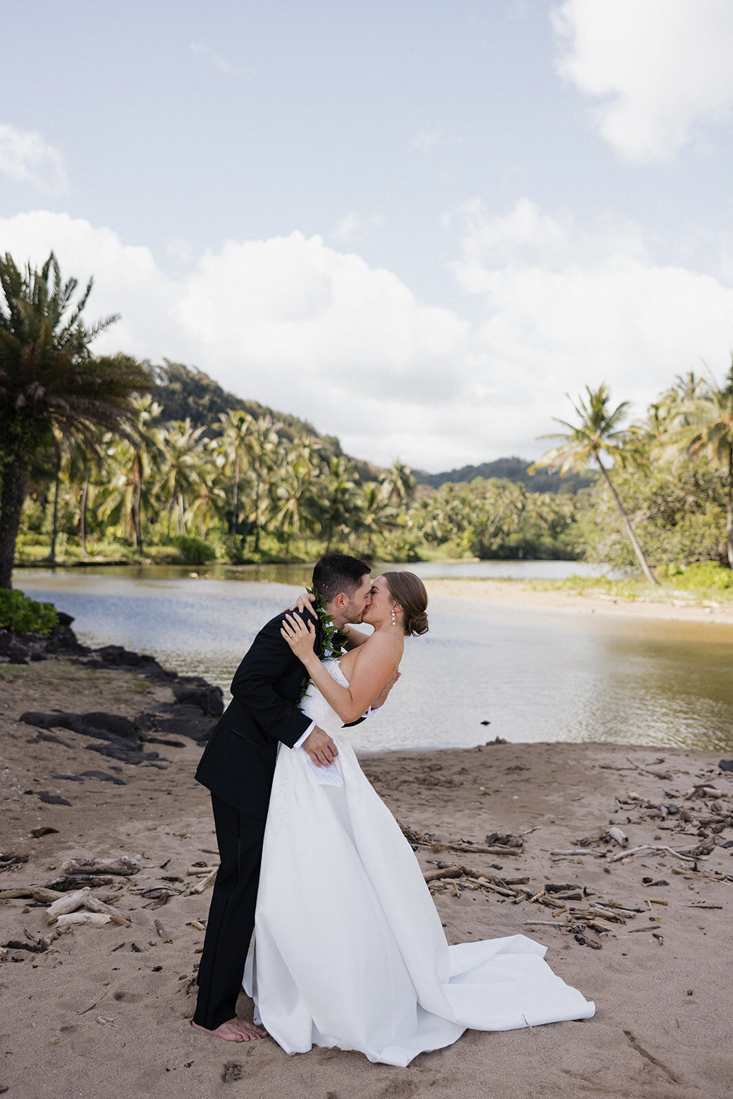 kauai-elopement-photographer-mersadi-olson-134_websize