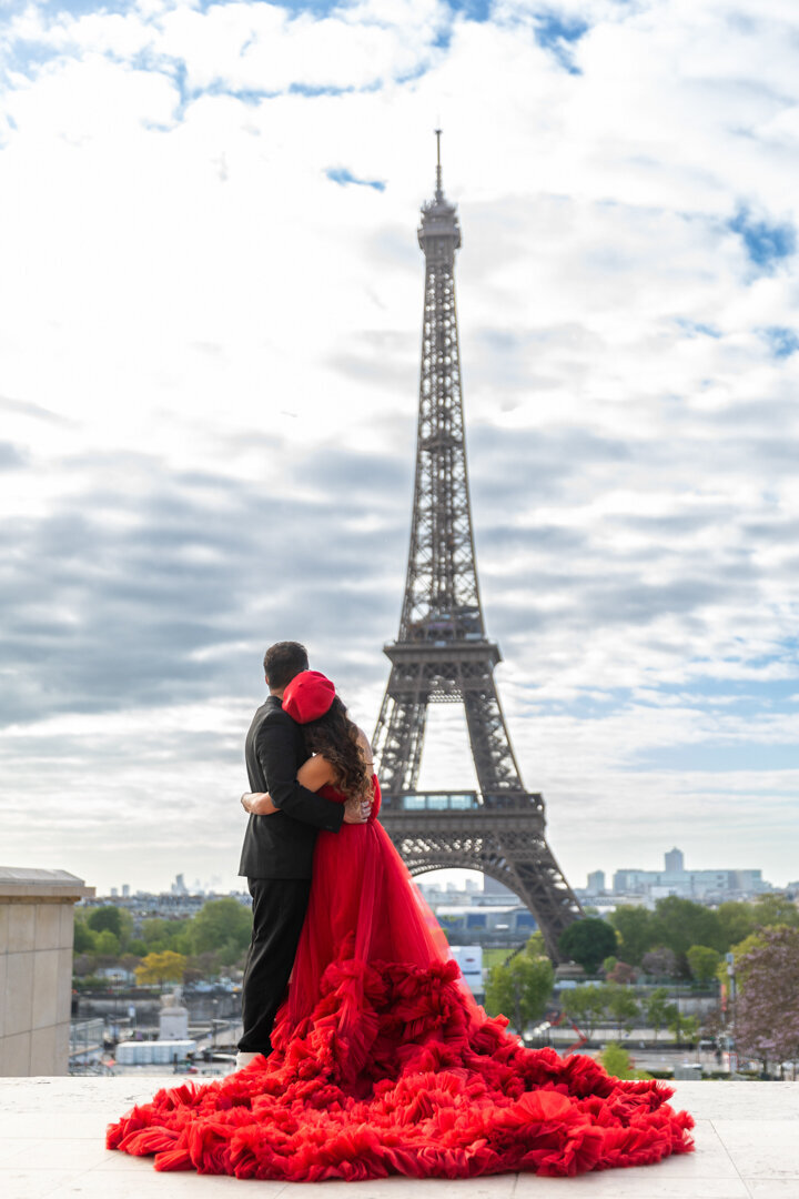 Back view couple portrait Paris, Eiffel Tower gazing moment, romantic photography