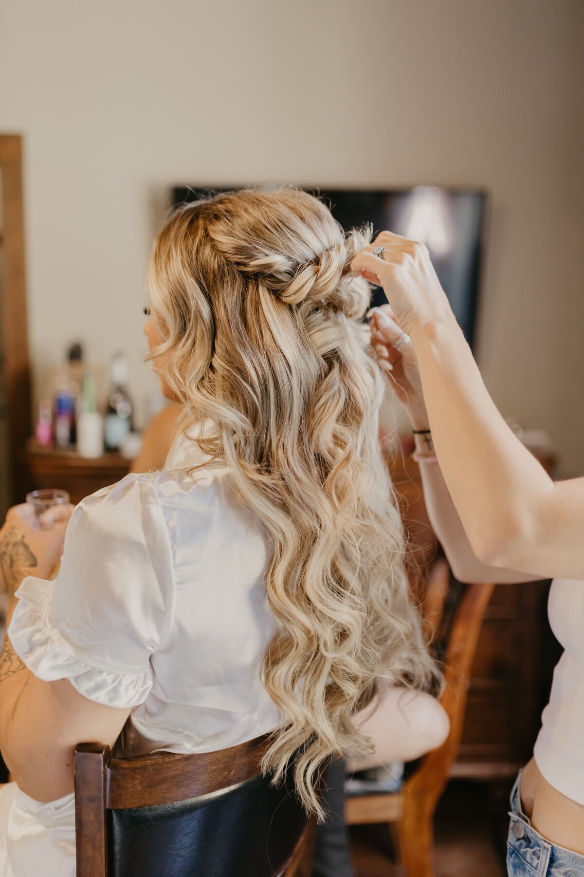 edmonton-wedding-bride-hairstyle