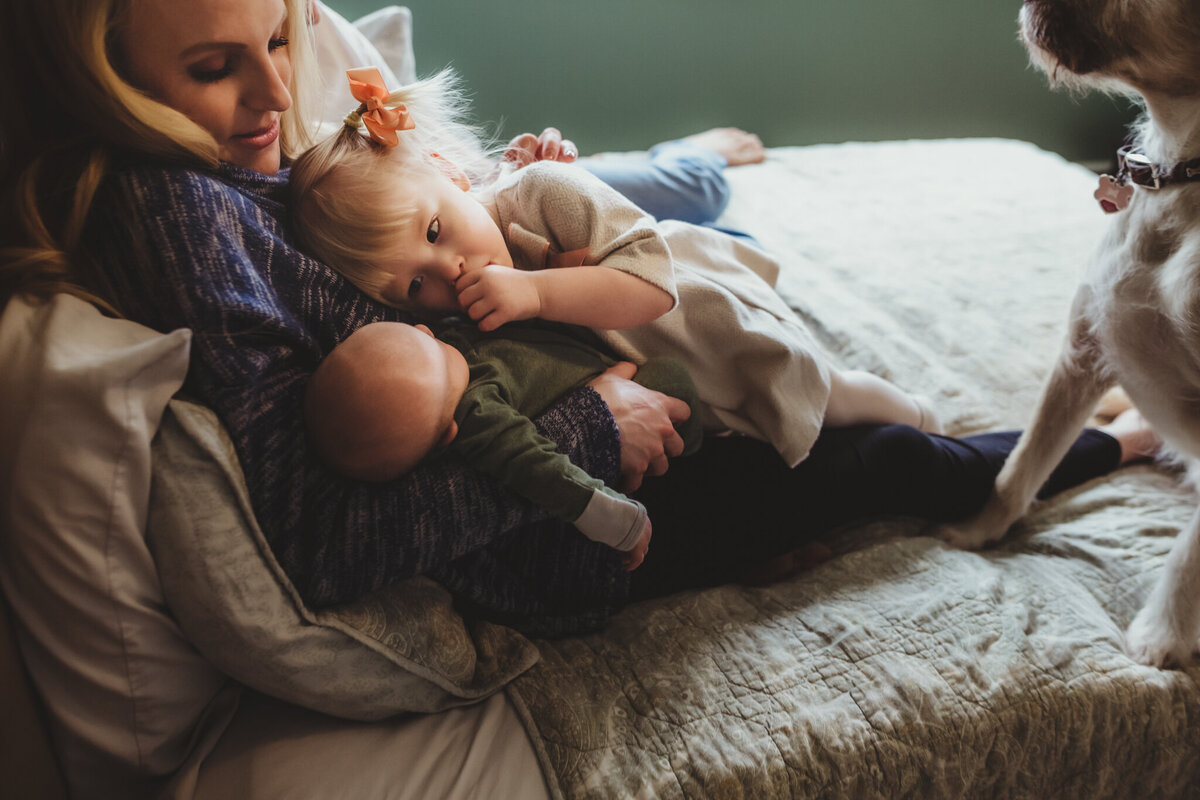 Lindsay-wilson-photography-in-home-newborn-44