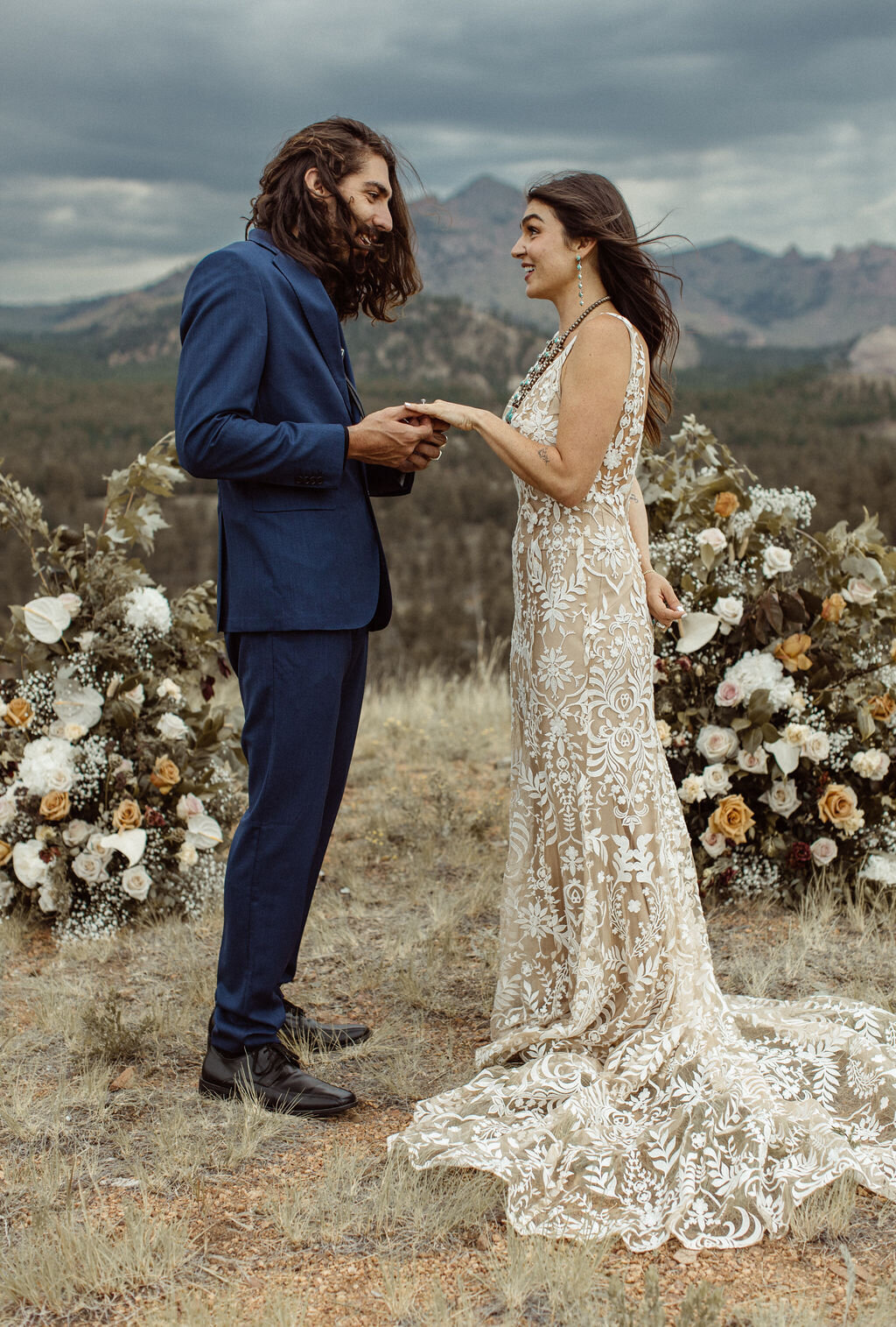 denver-elopement-photographySantinaandChristianPikesPeakRanchColoradoSpringsWeddingElopementPhotographerDenver-84