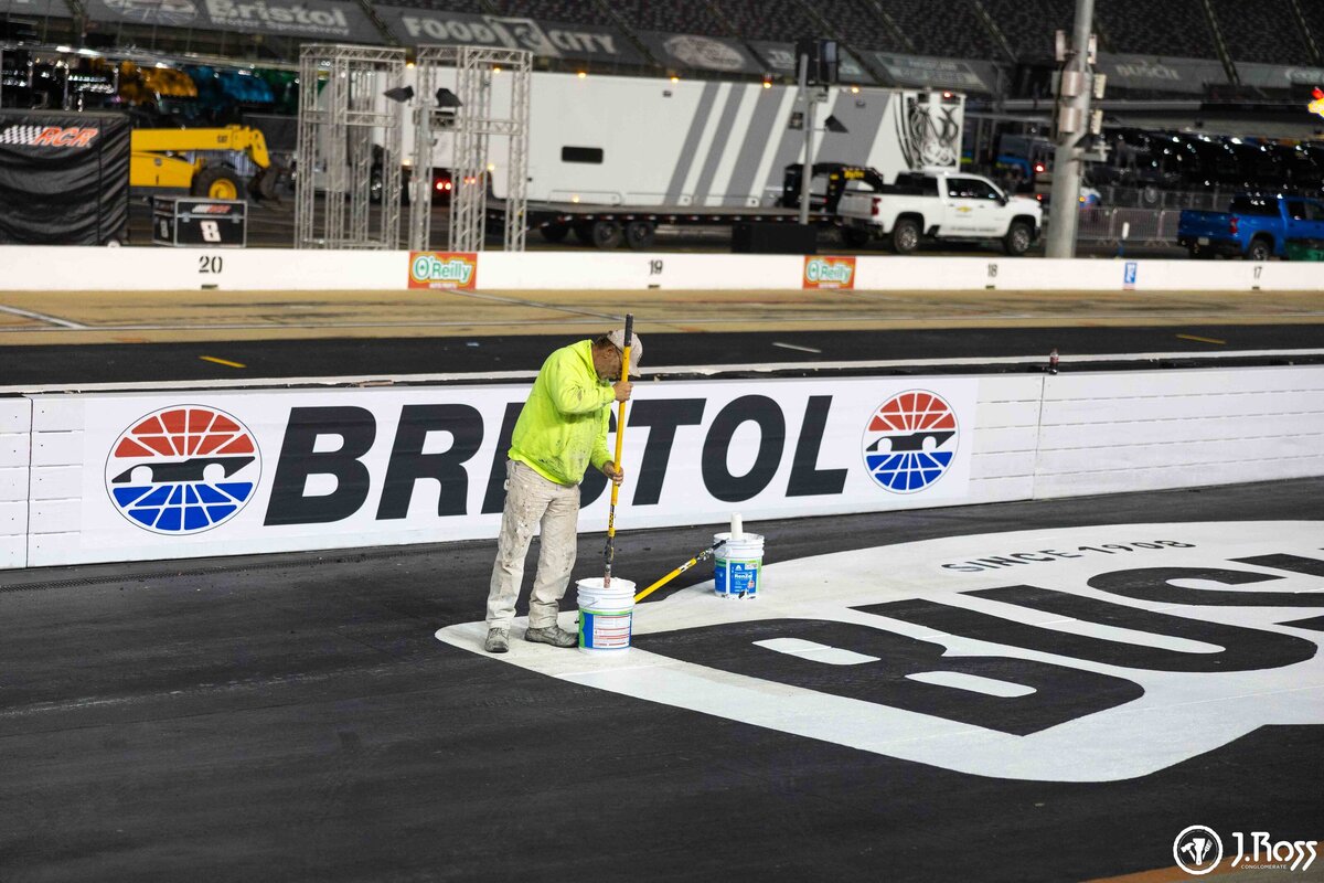 bristol tn commercial exterior painting j.ross 