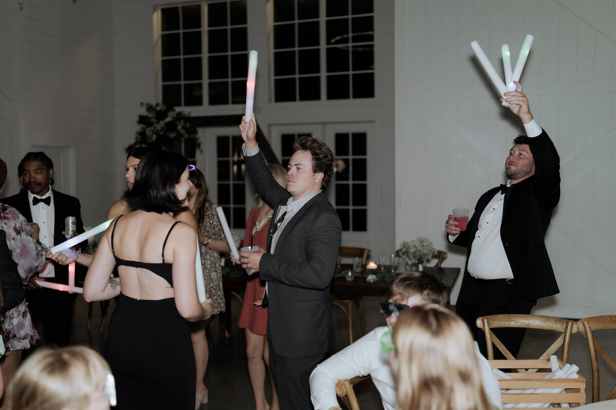 pile-wedding-1021