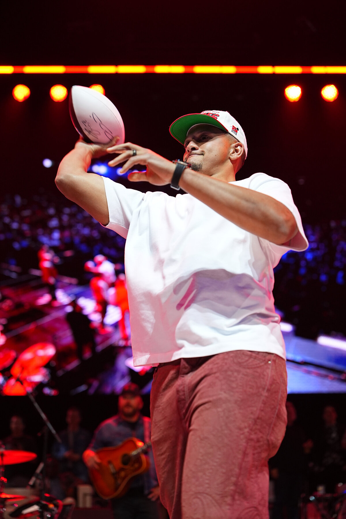 kansas-city-event-photography-0274-patrick-mahomes-throwing-footbal