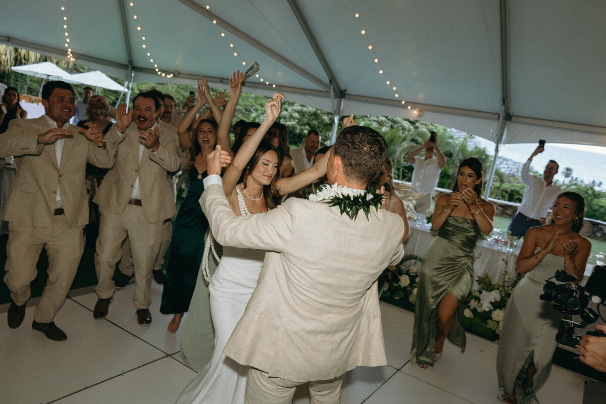 linapricephotography-wedding-ceremony-at-kualoa-ranch-hawaii-oahu.jpg-3968